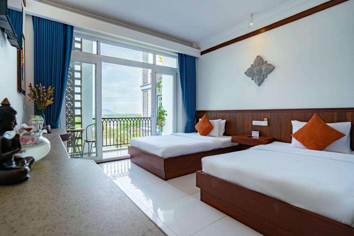 Deluxe Twin Room photo 3