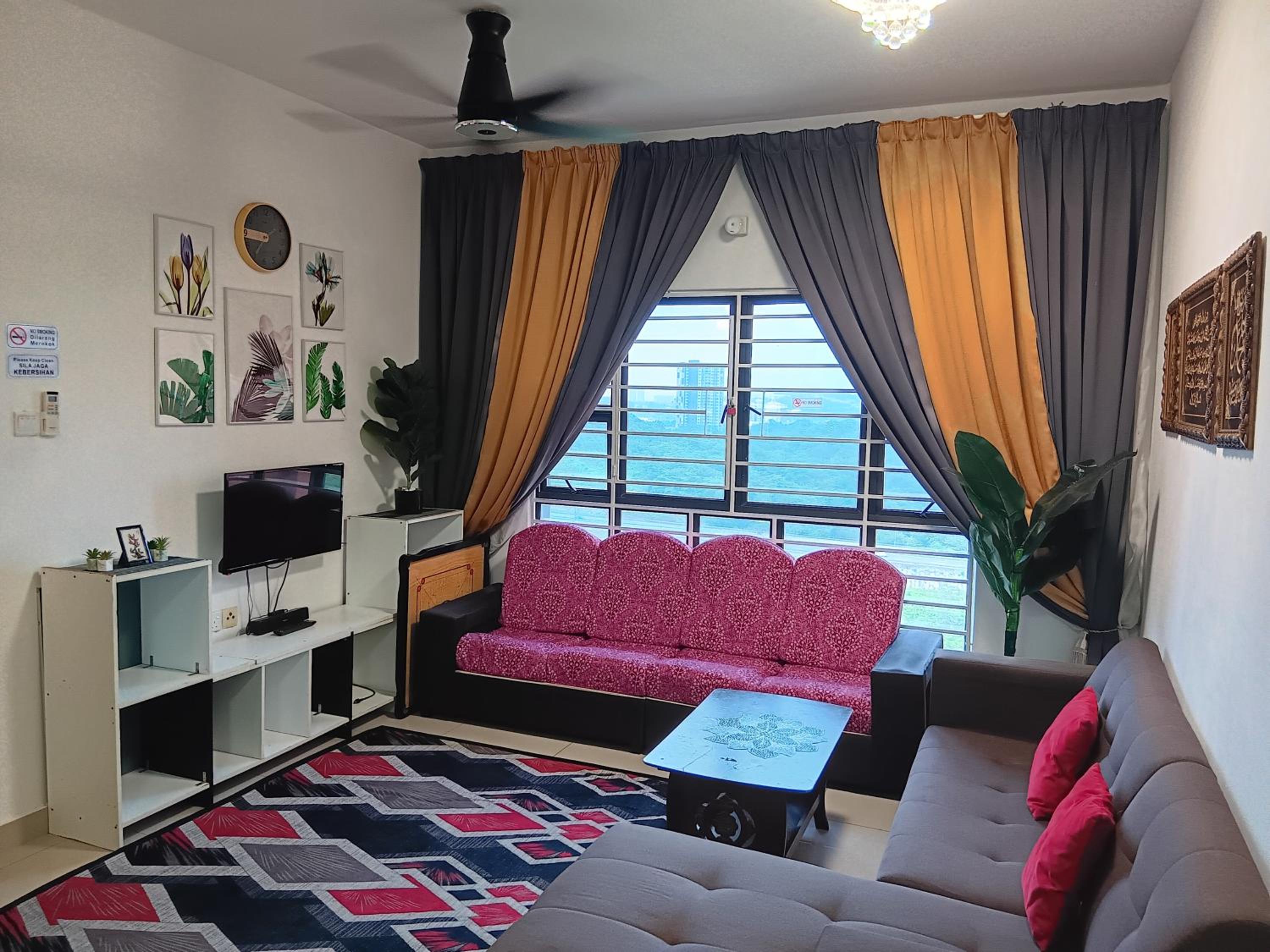 Three-Bedroom Apartment photo 1