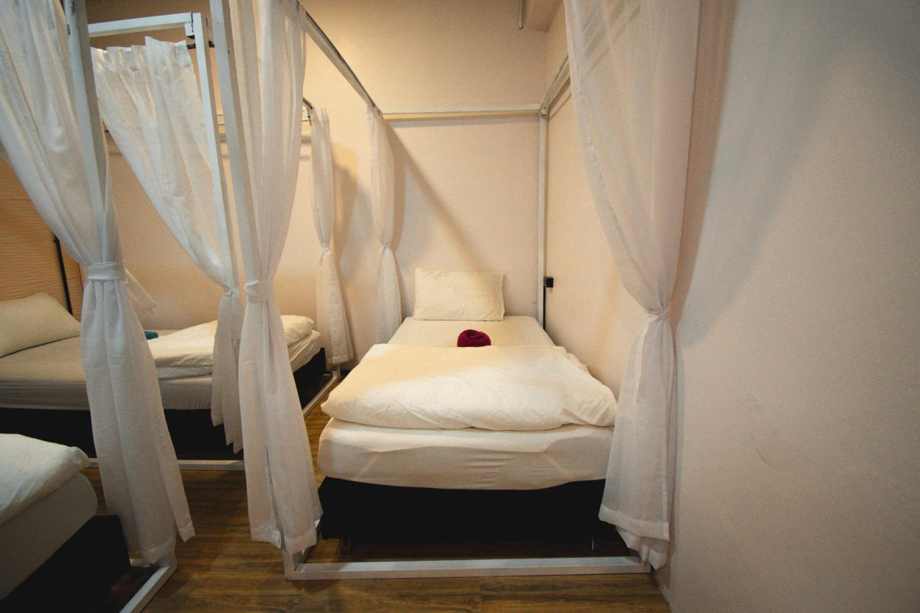 Bed in 4-Bed Mixed Dormitory Room photo 3