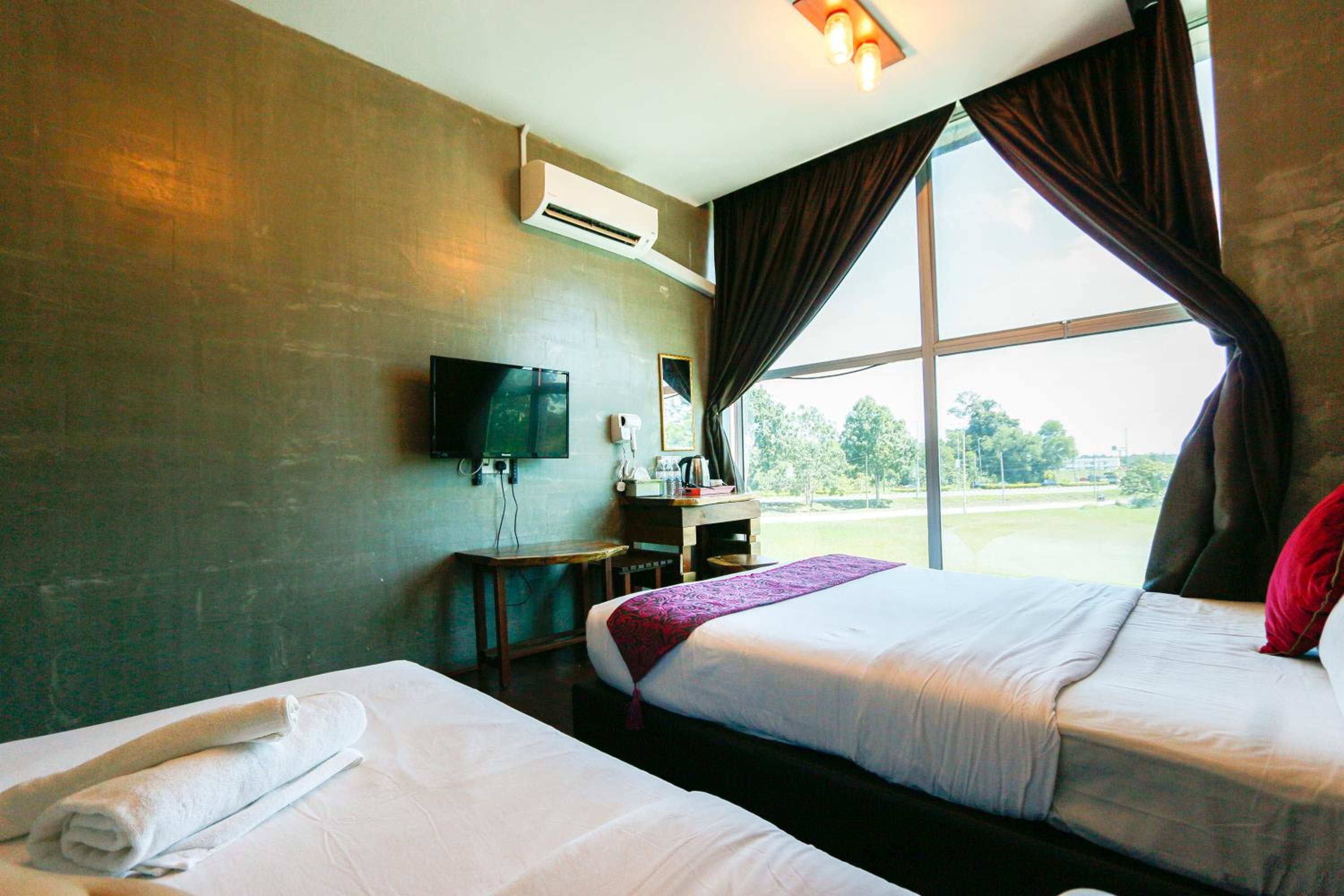 Deluxe Triple Room - Photo 3