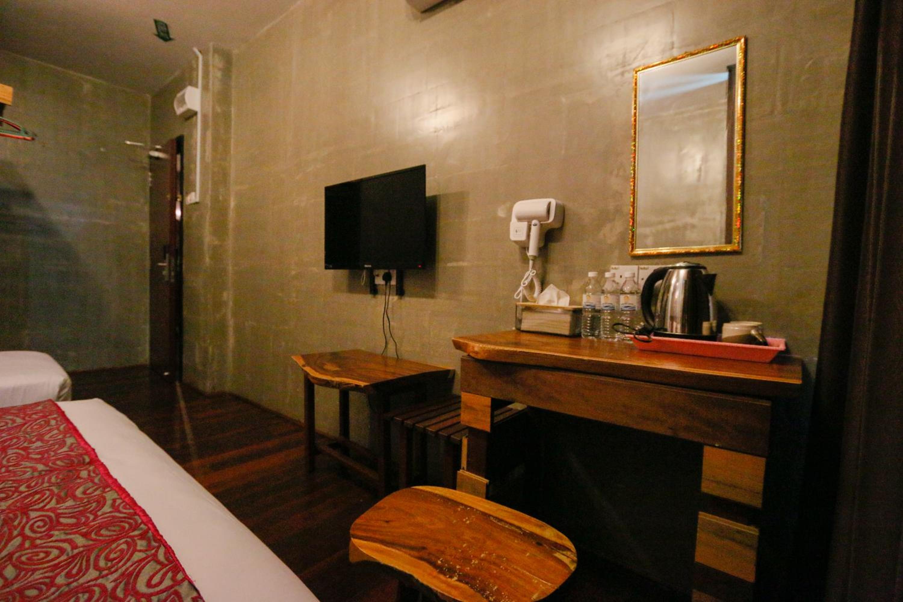 Deluxe Triple Room - Photo 10