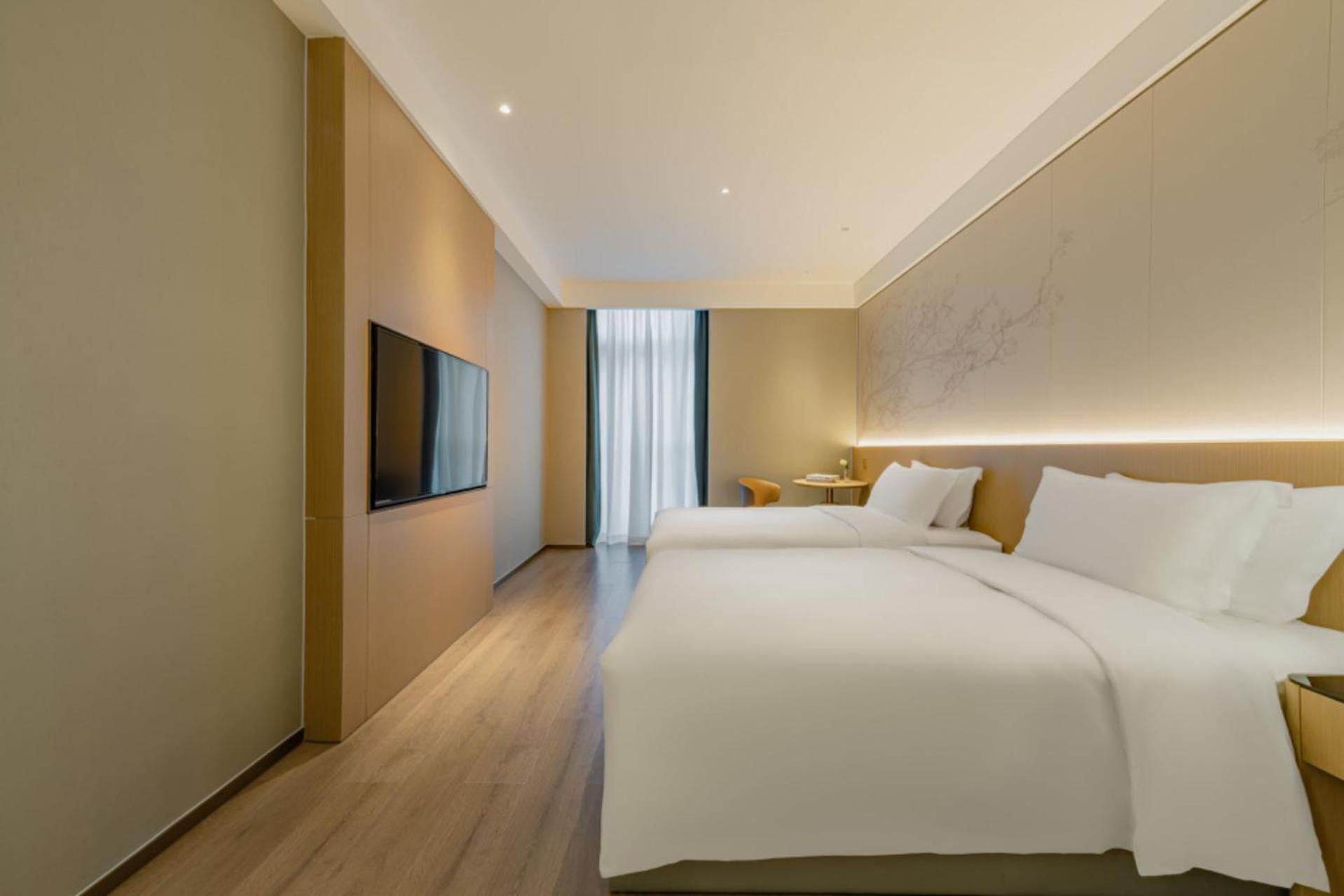Twin Room with Balcony photo 1