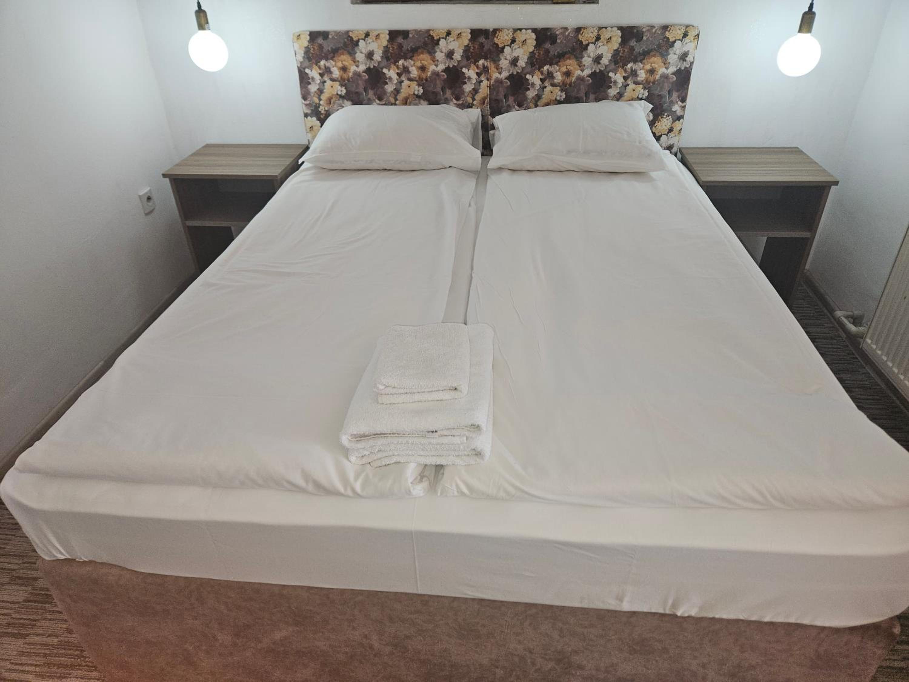 Family Suite with Panoramic View (No Balcony) photo 2