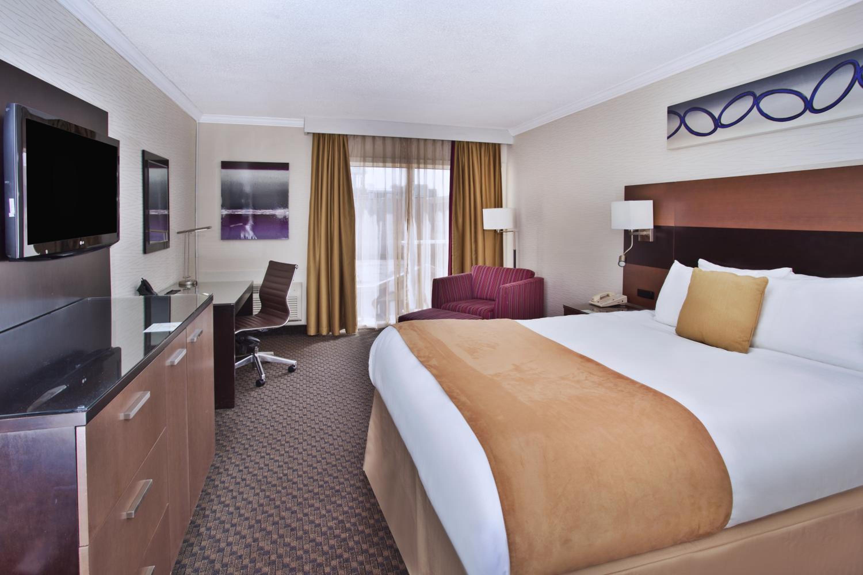Queen Room - Photo 1