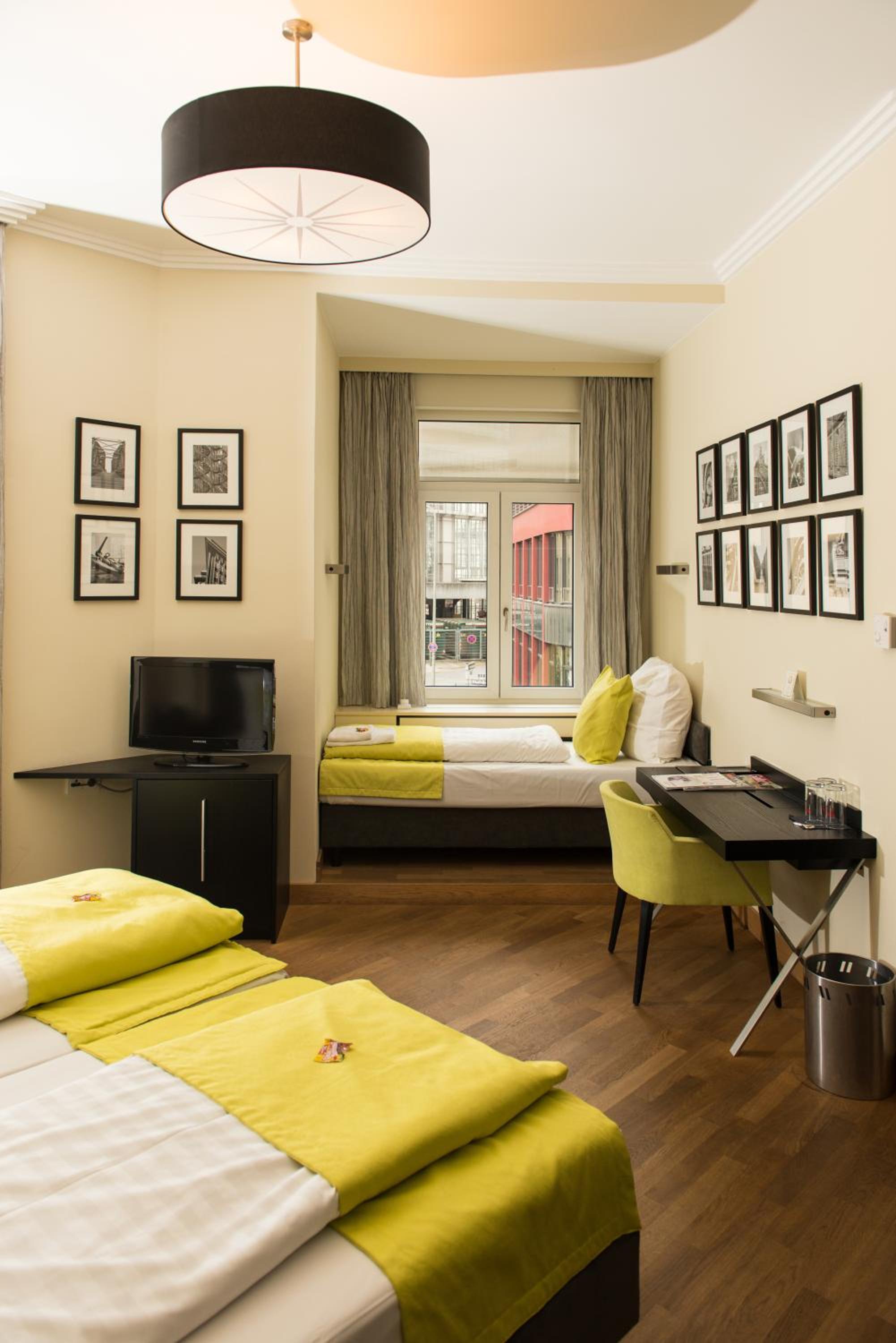 Triple Room - Photo 2