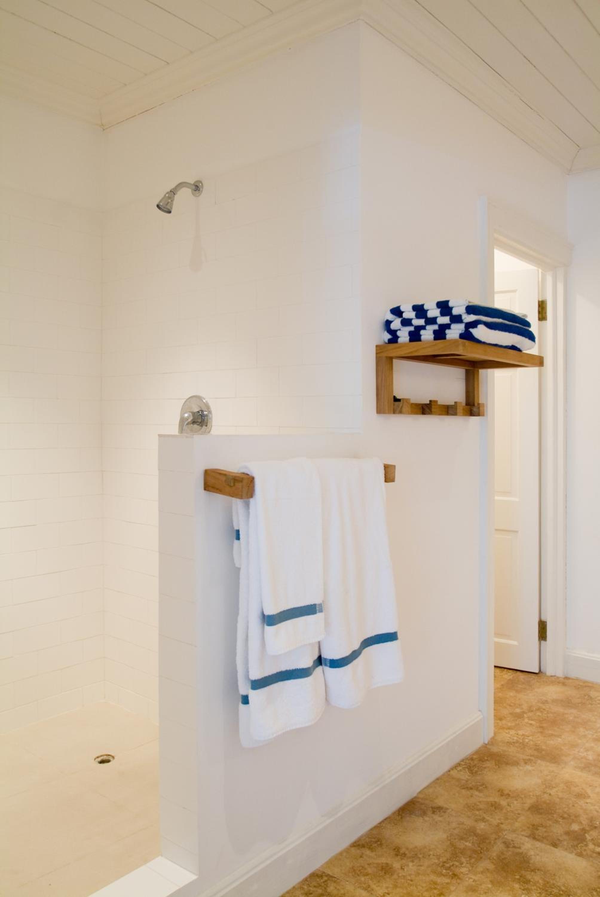 One-Bedroom Suite - Ocean Front