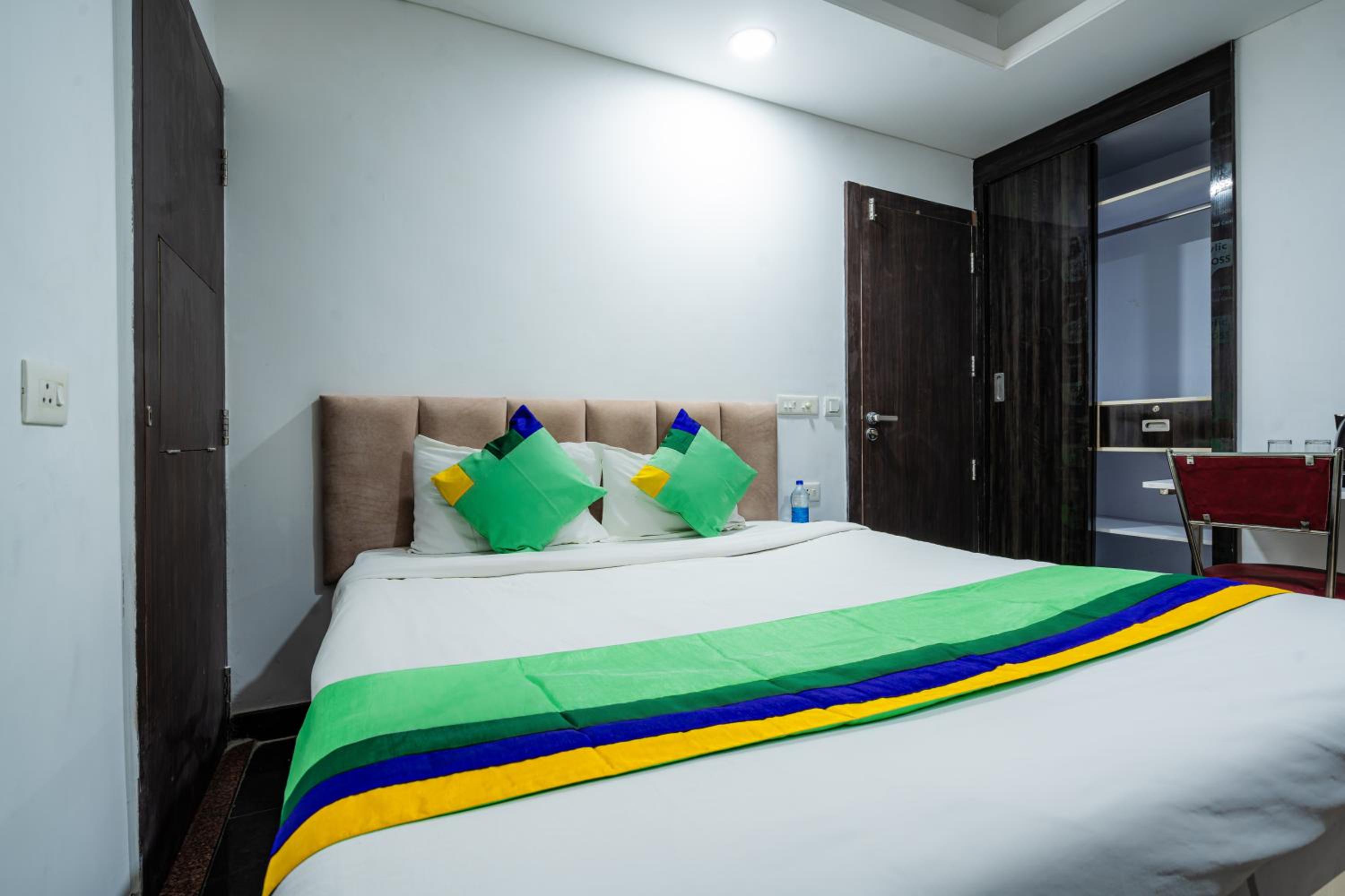 Deluxe Double Room photo 3
