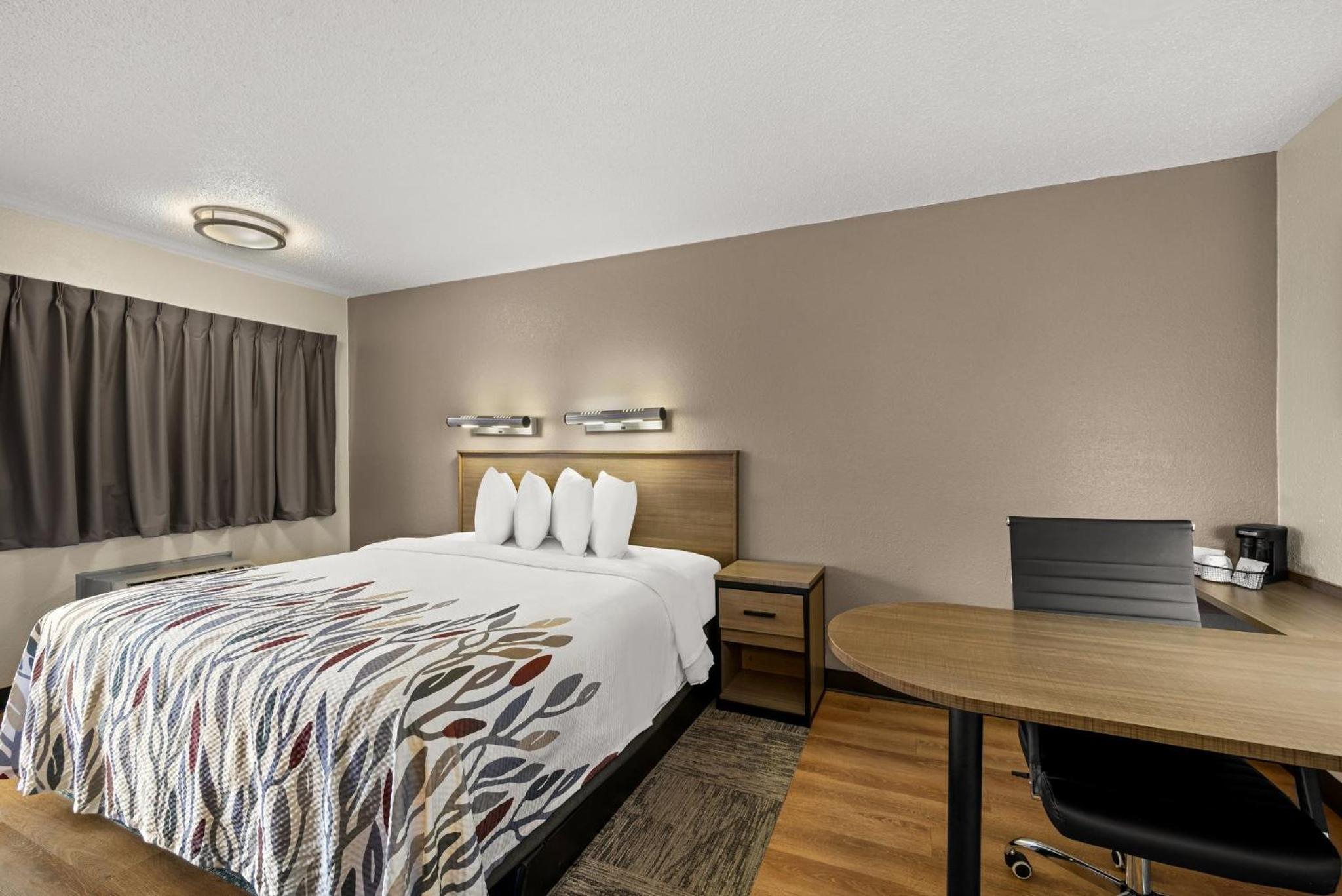 Superior King Room Non-Smoking - Photo 3