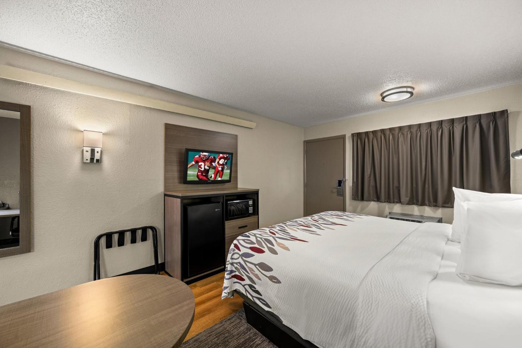 Superior King Room Non-Smoking - Photo 4