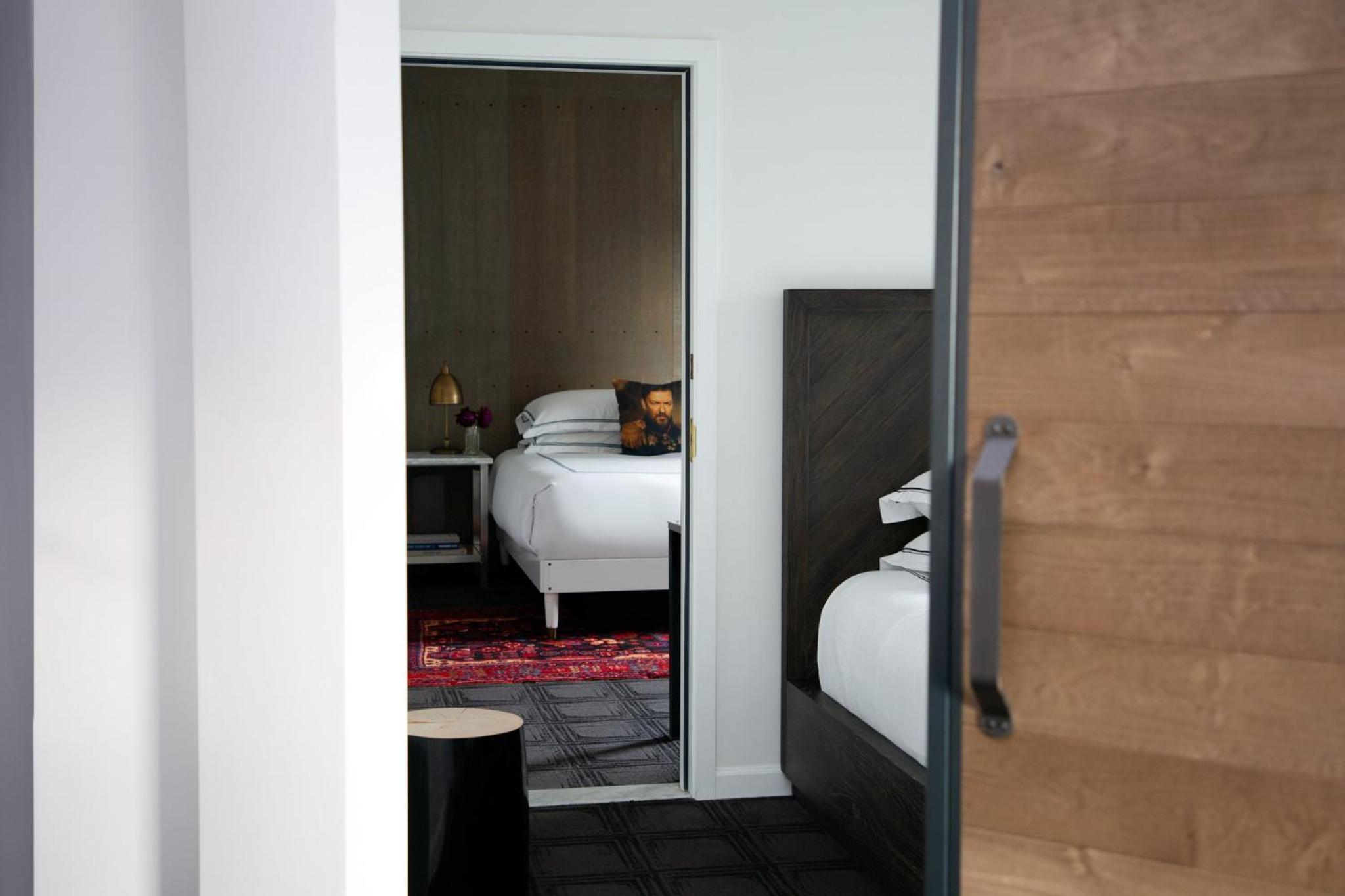 King Belltown Suite