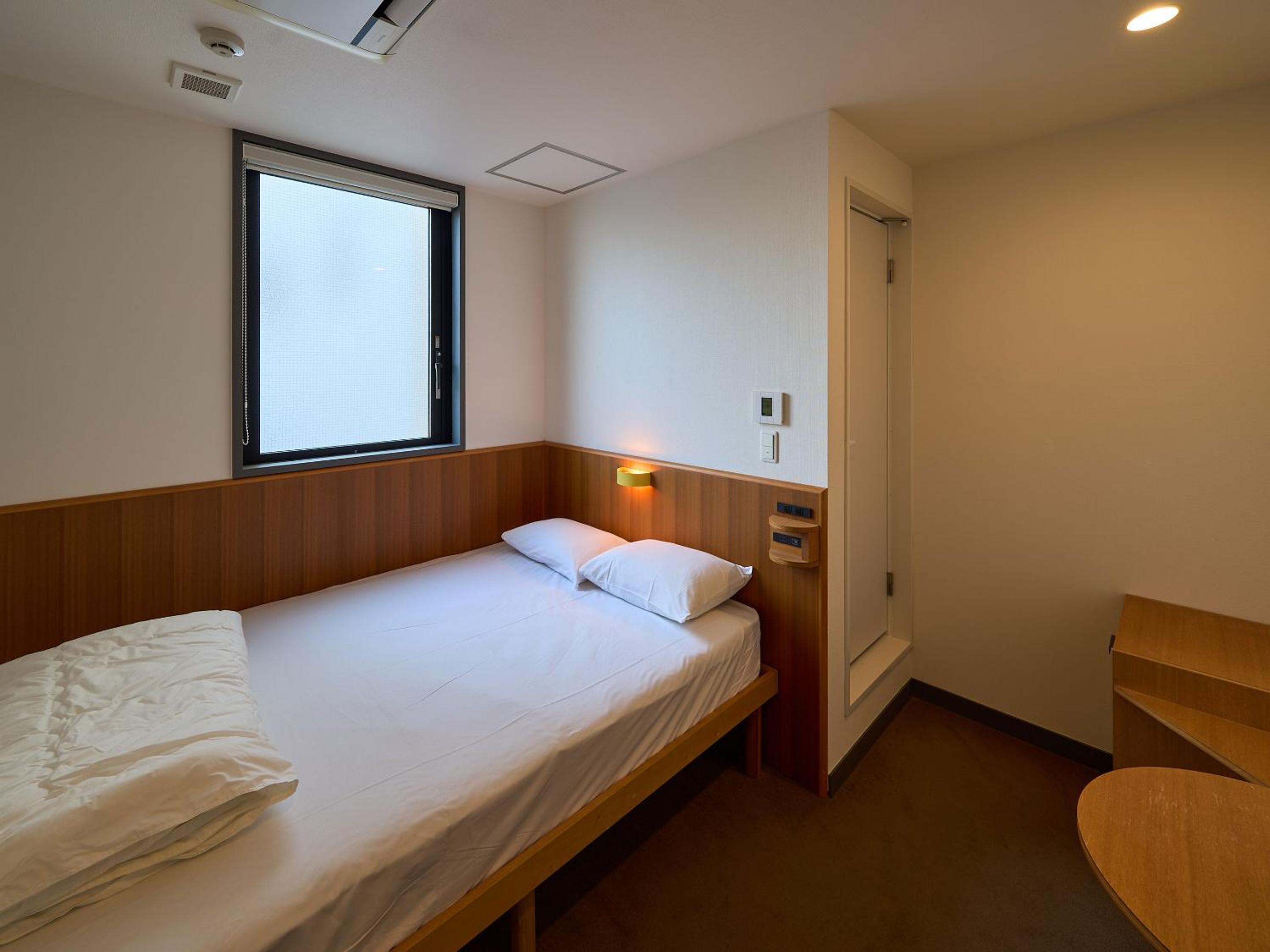 Double Room with Private Bathroom photo 3