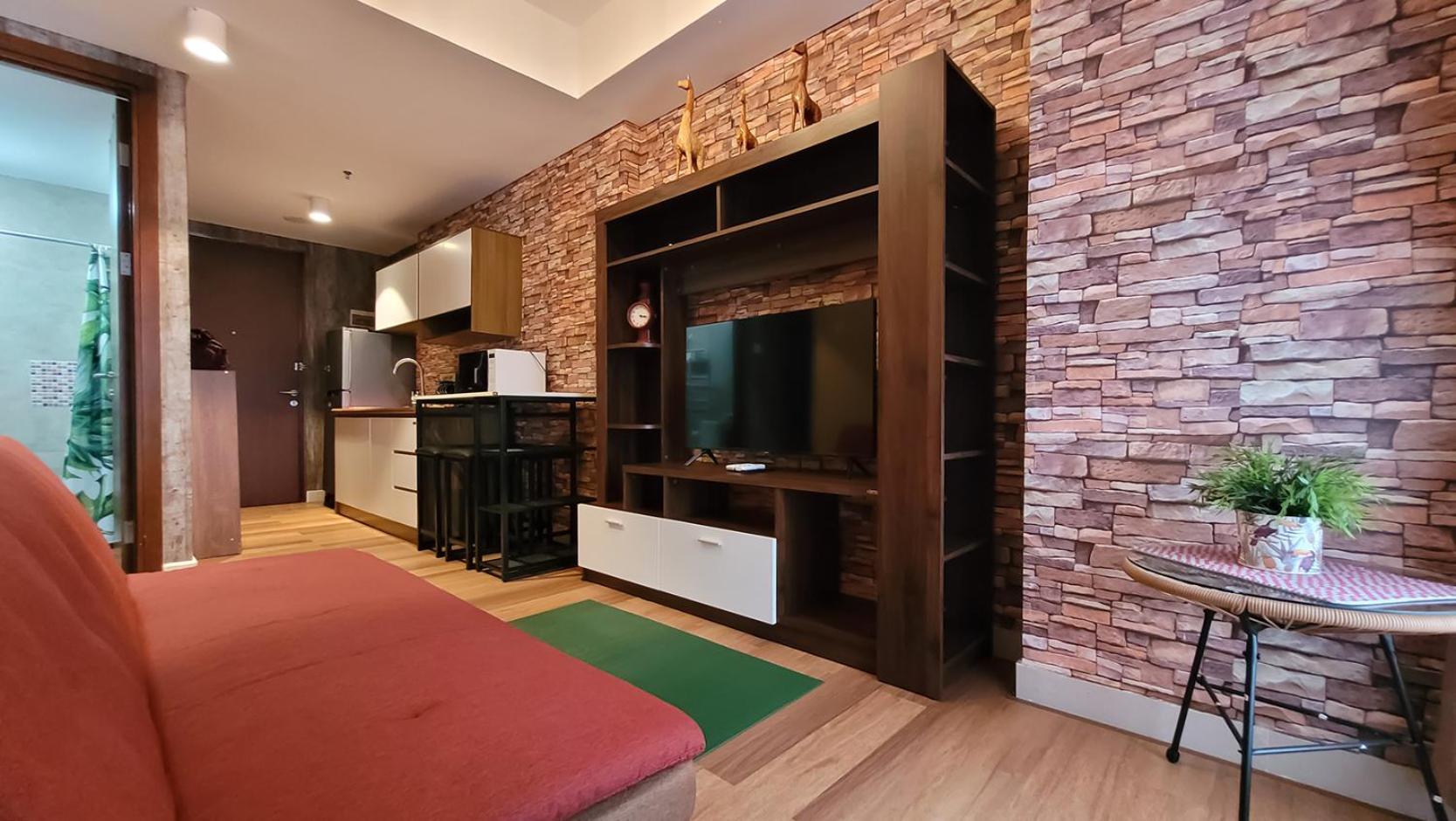 Apartment with Sea View - Photo 6