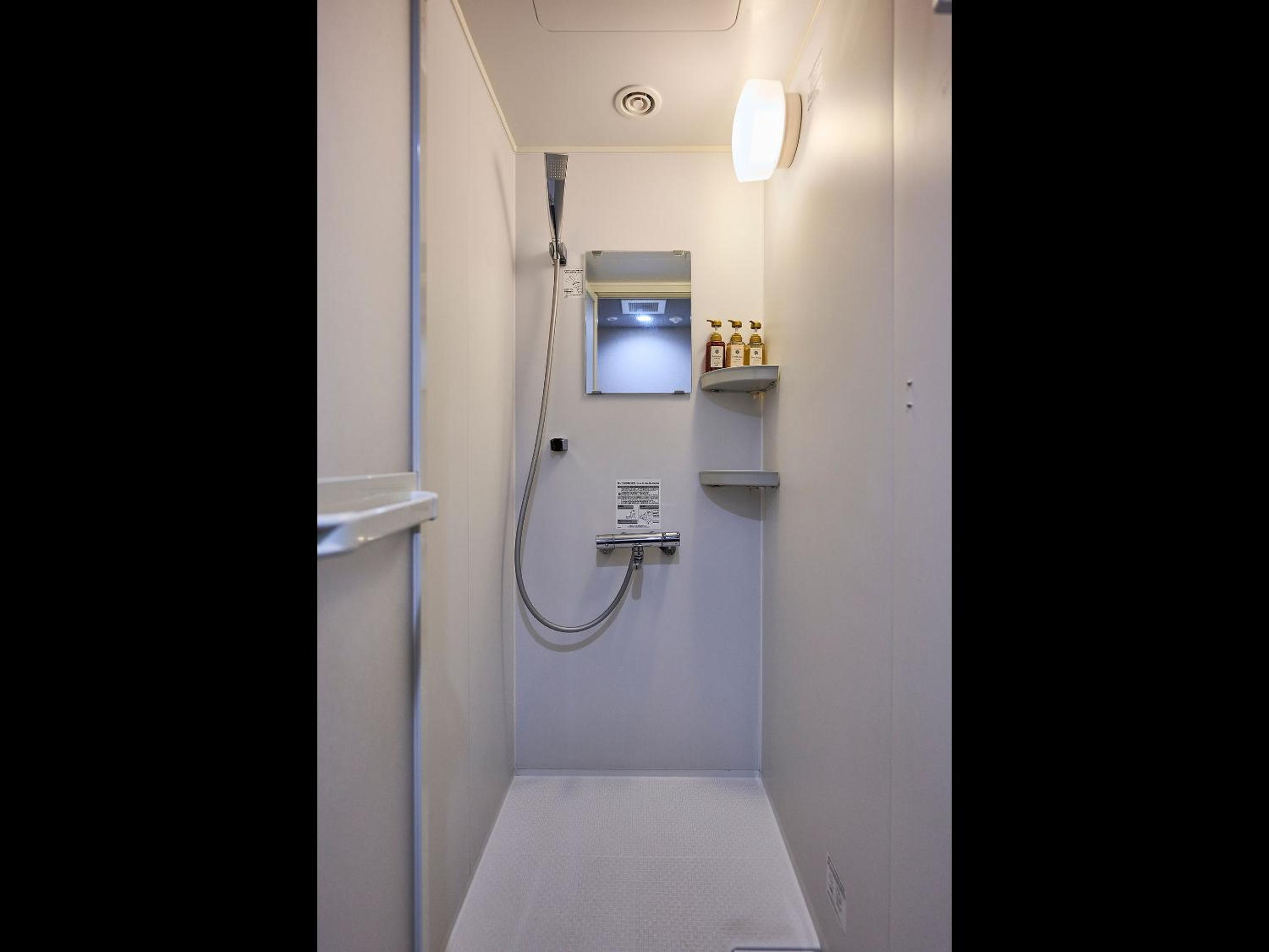 Bunk Bed in Female Dormitory Room   photo 1