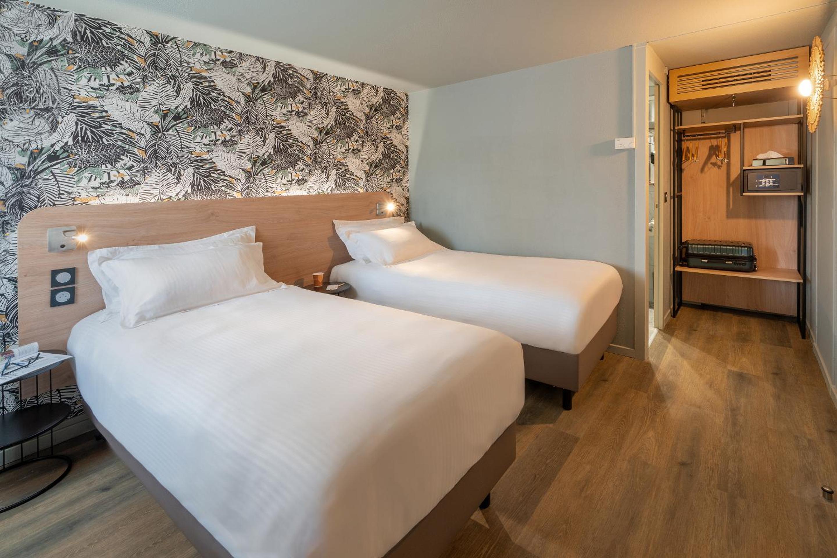 Classic Twin Room - Photo 4