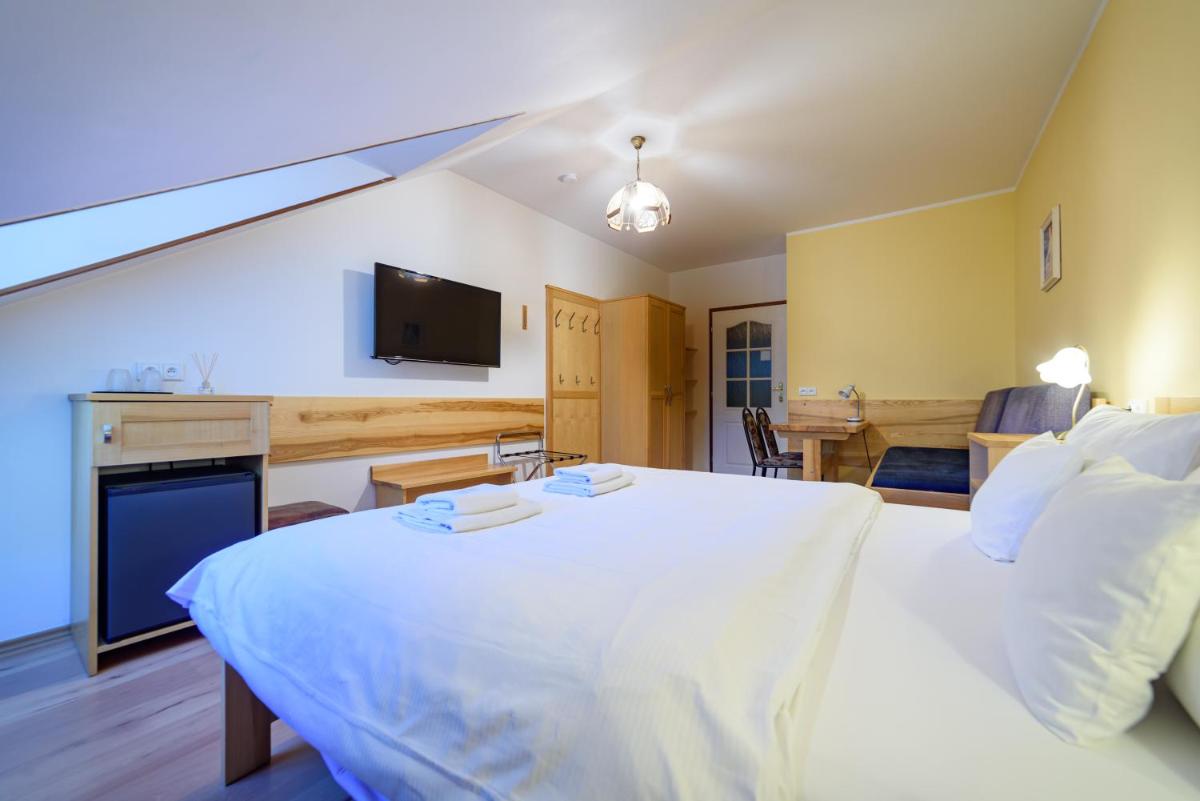 Triple Room photo 2