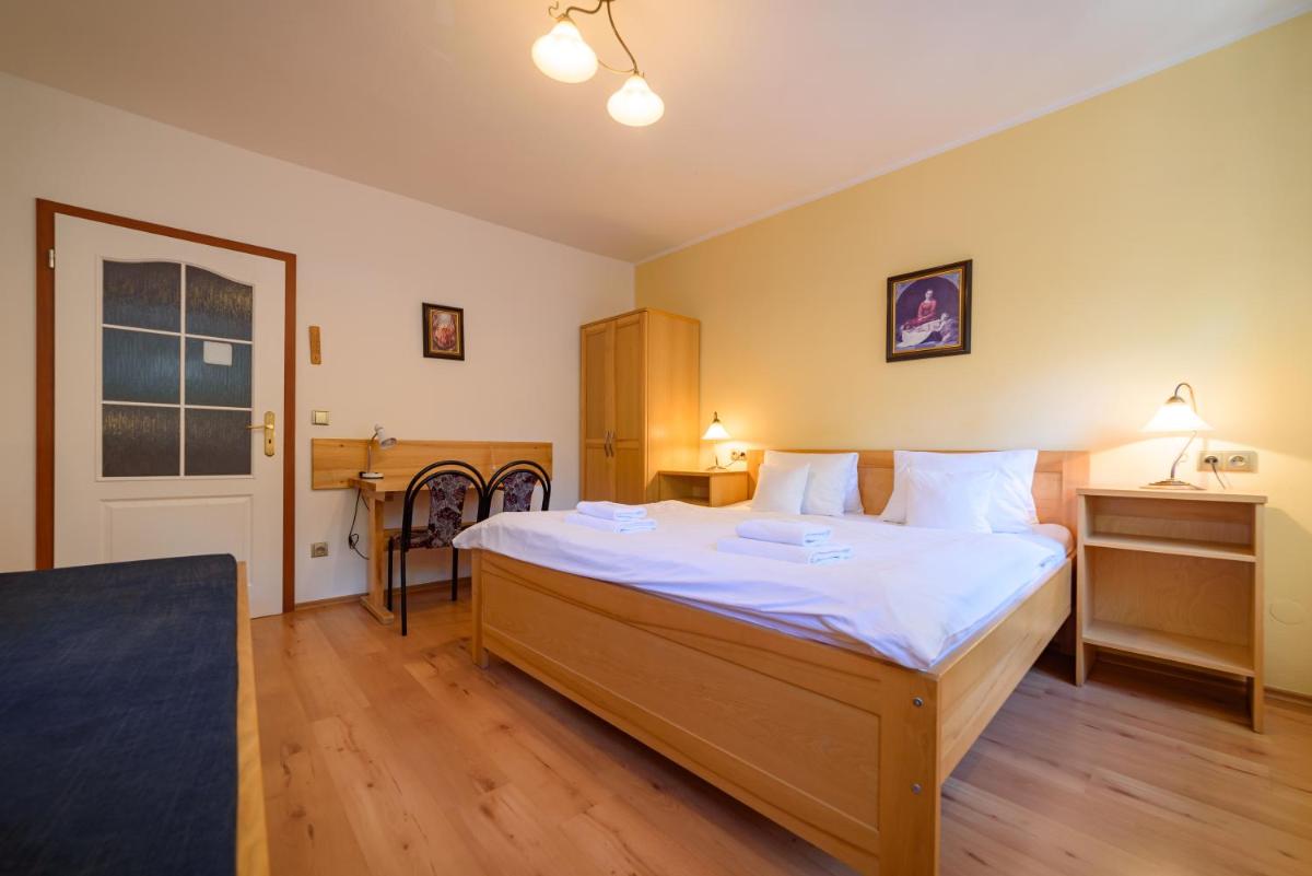 Triple Room with City View photo 3