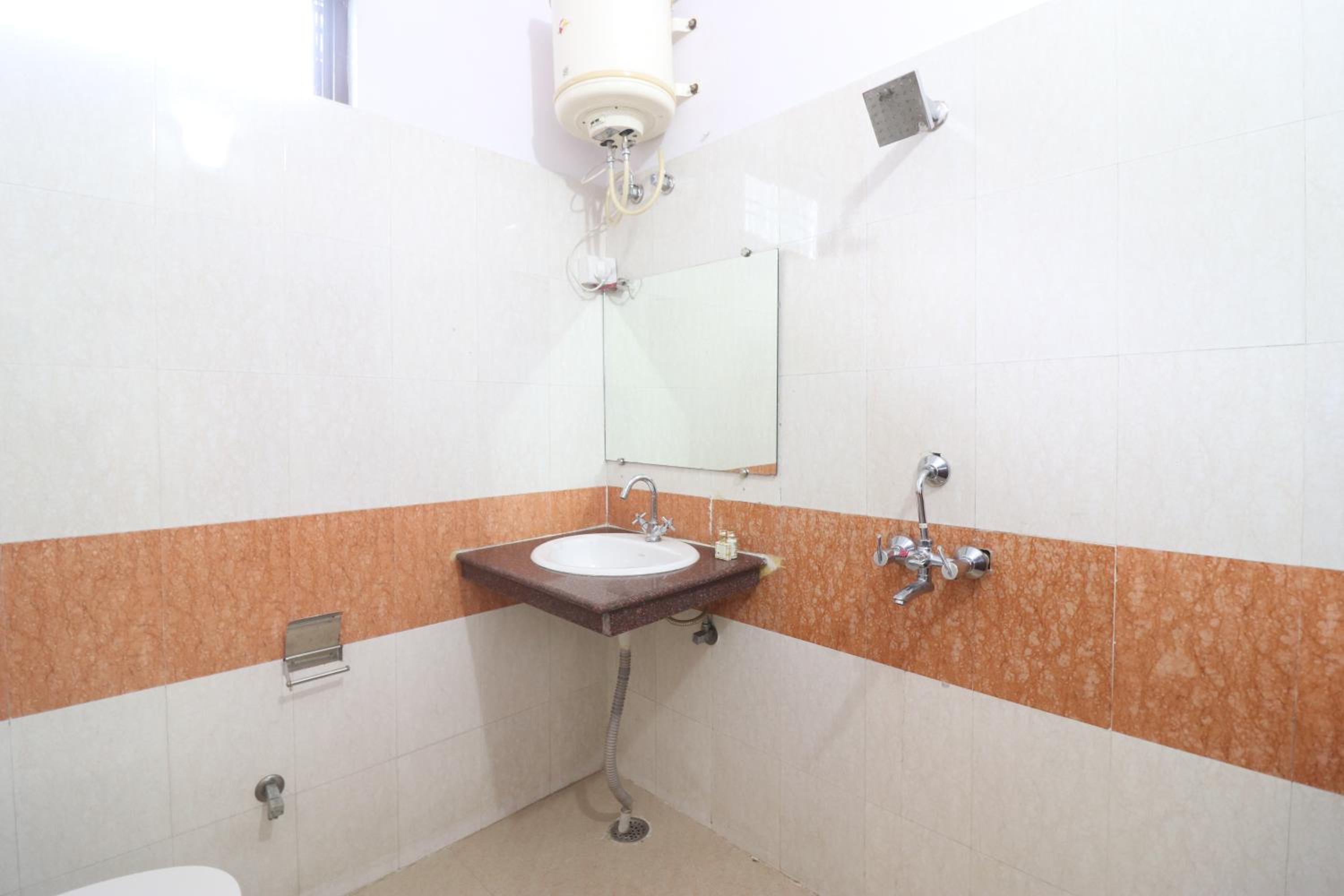 Deluxe Double Room photo 2