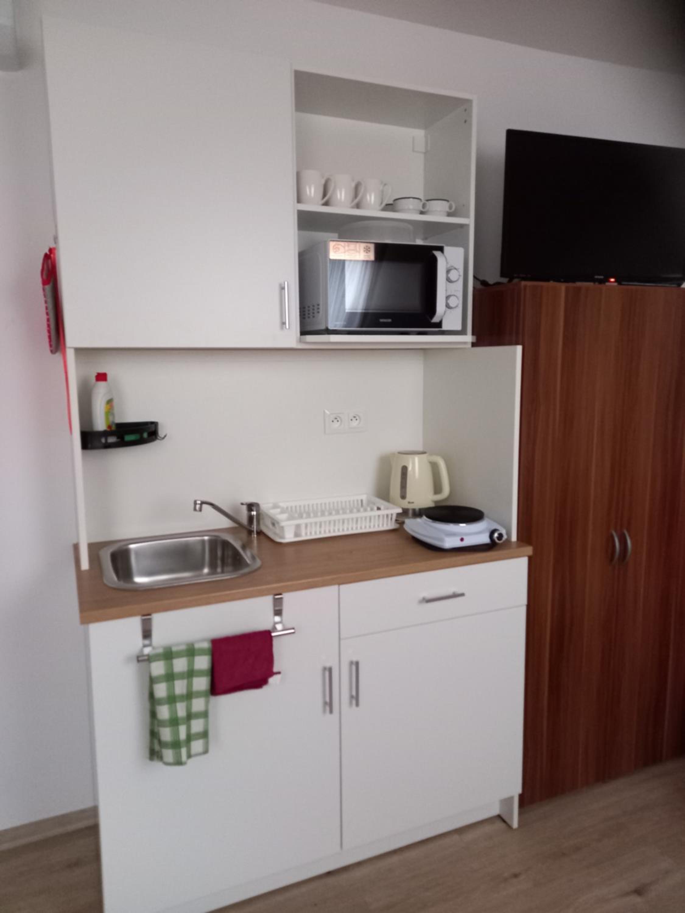 Quadruple Room with Bathroom photo 2