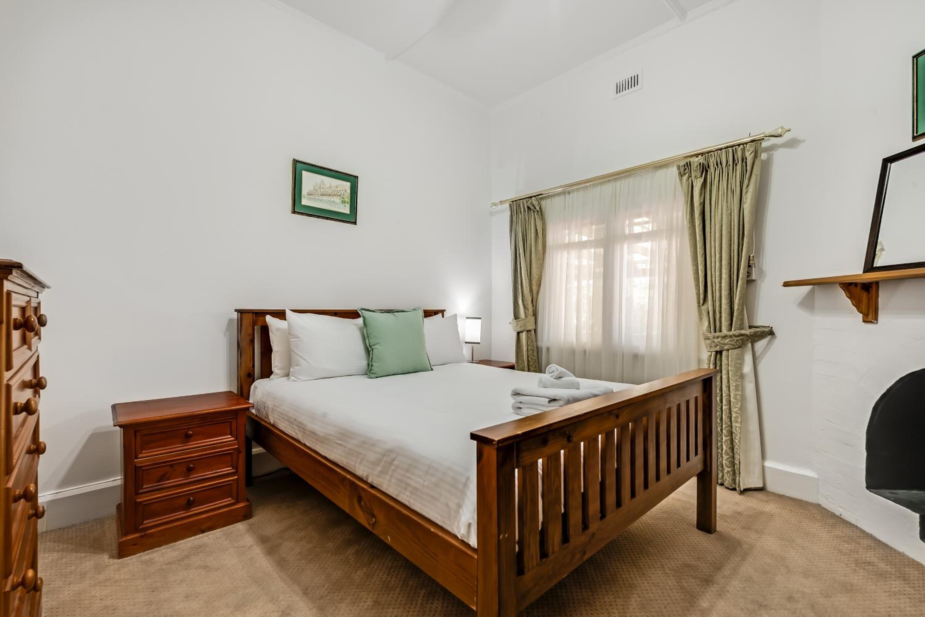 Two-Bedroom House photo 2