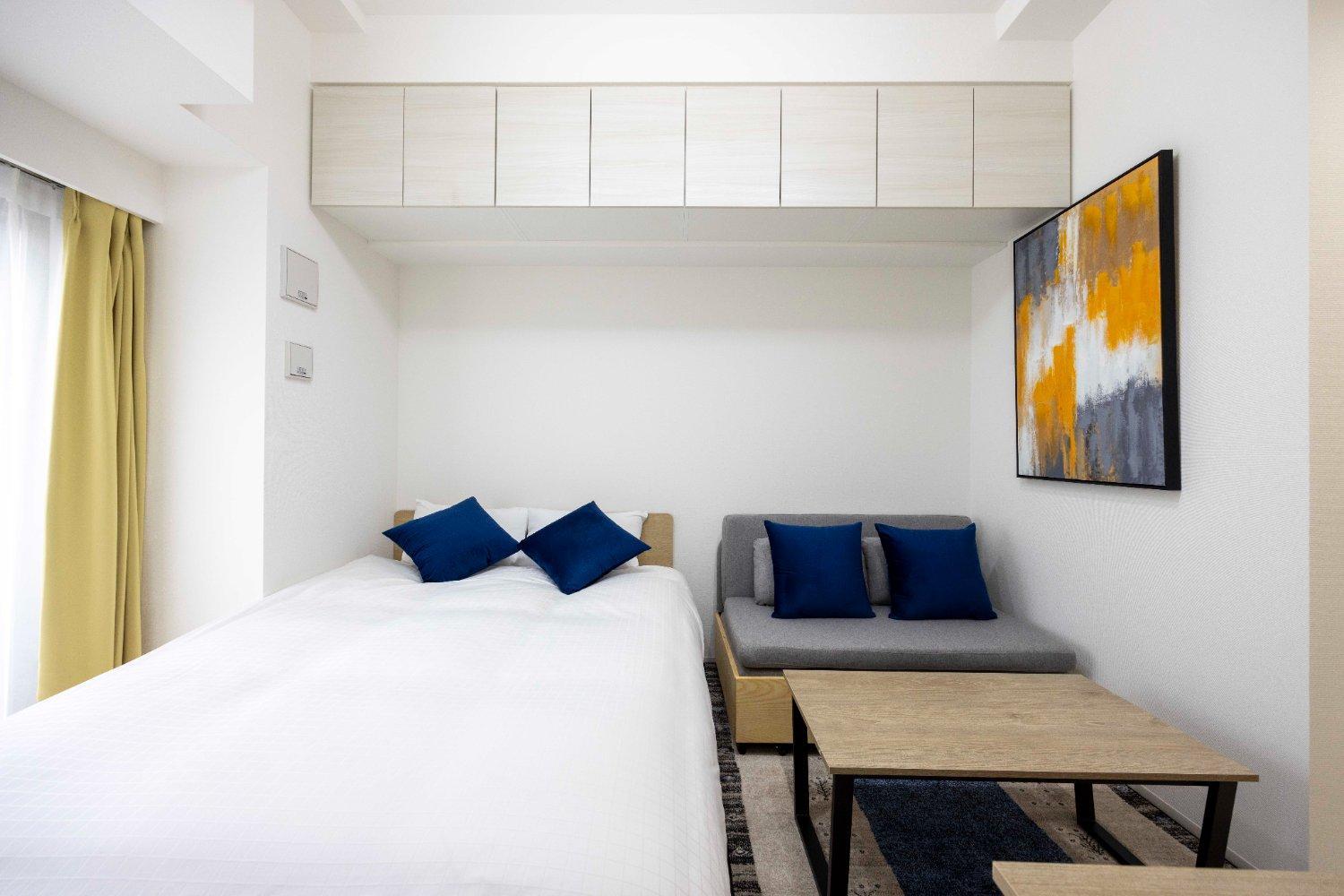 One-Bedroom Apartment photo 1