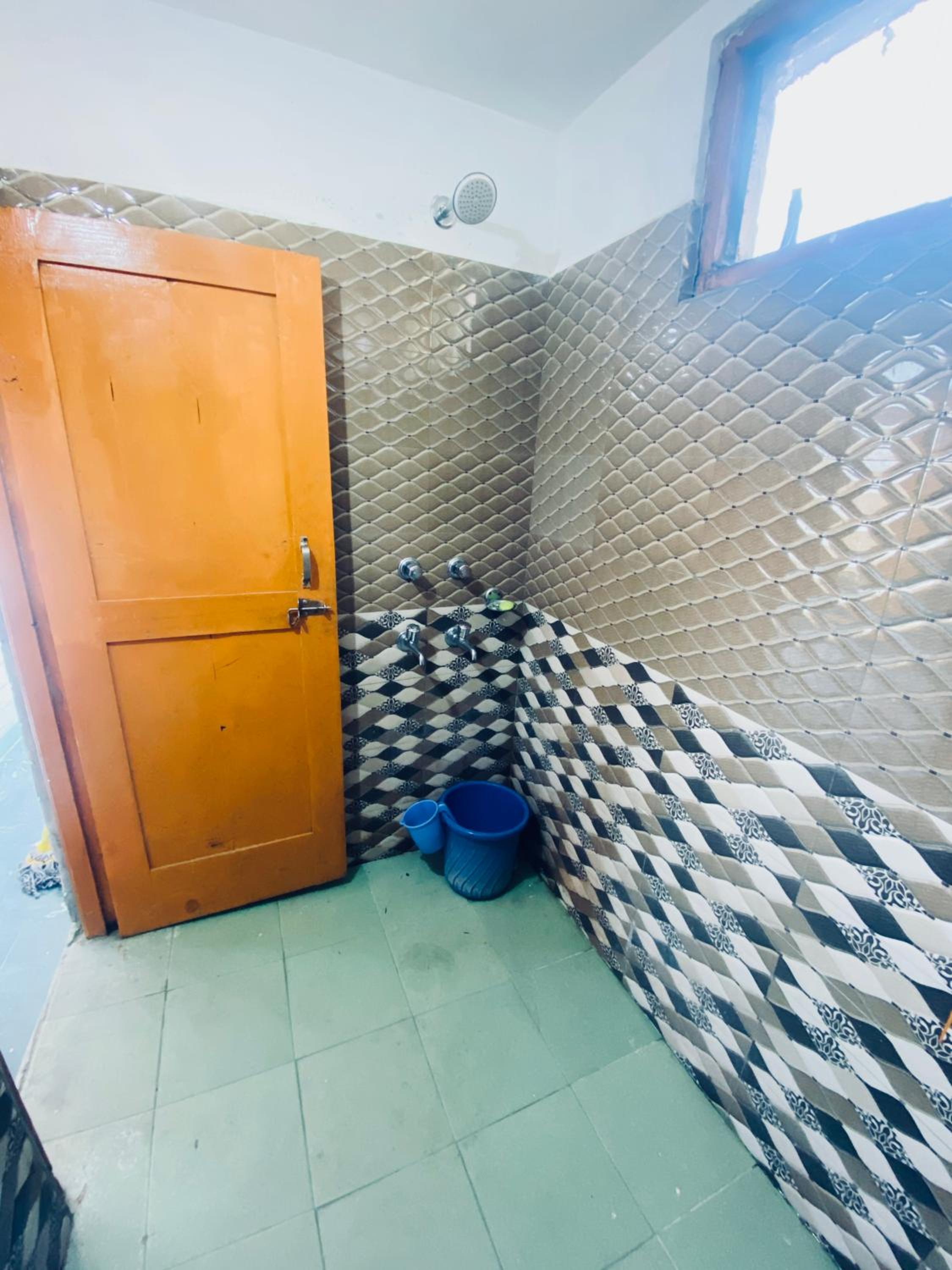 Double Room With Shared Toilet photo 3