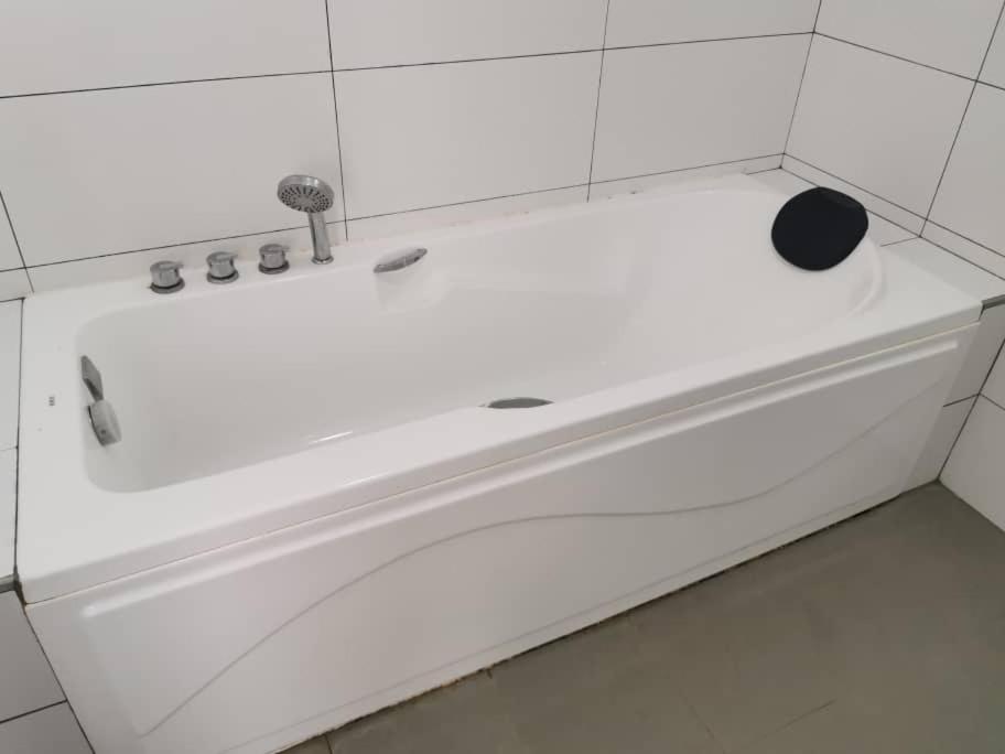 Quadruple Room with Shared Bathroom photo 3