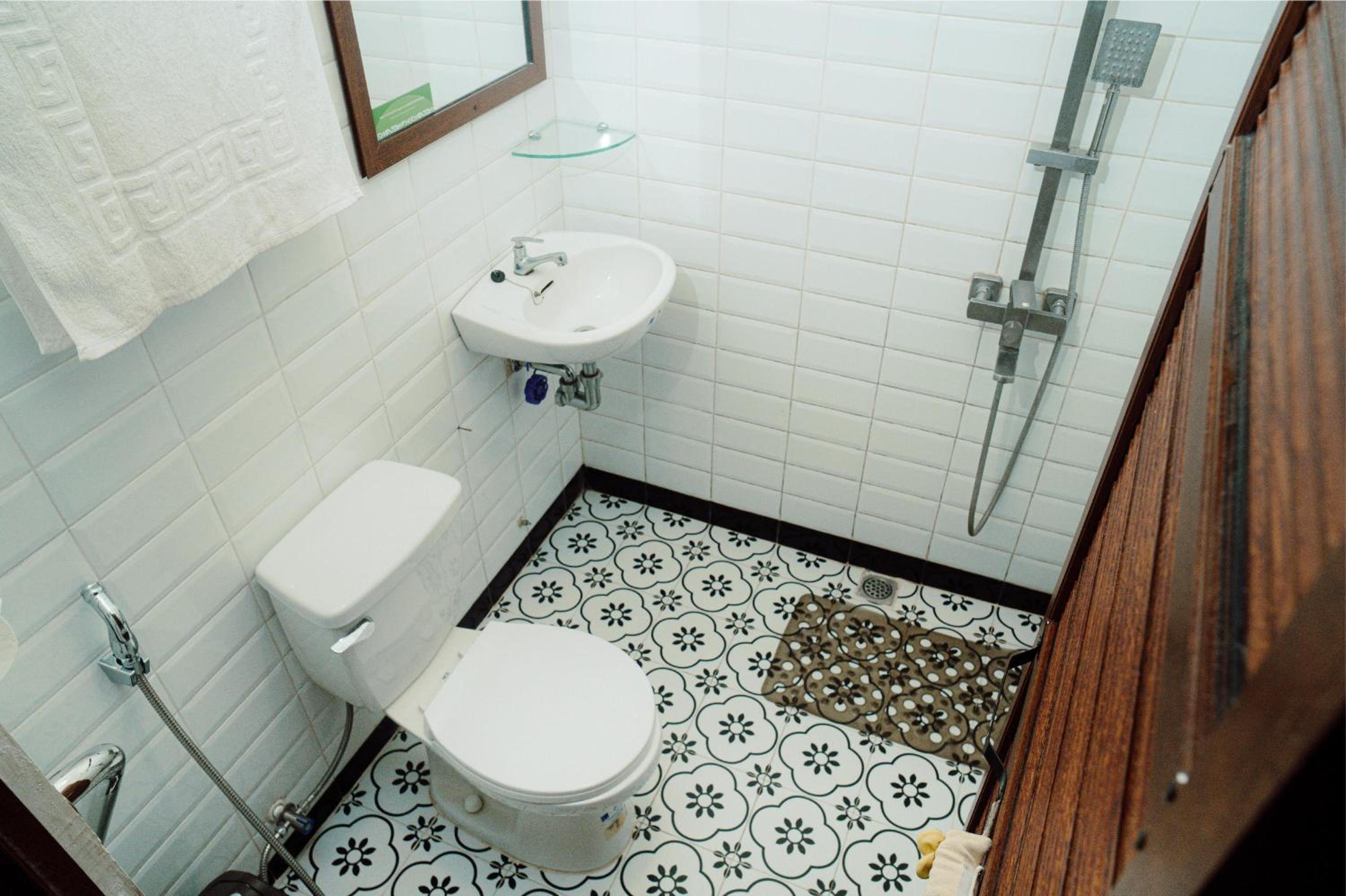 Double Room - Photo 3