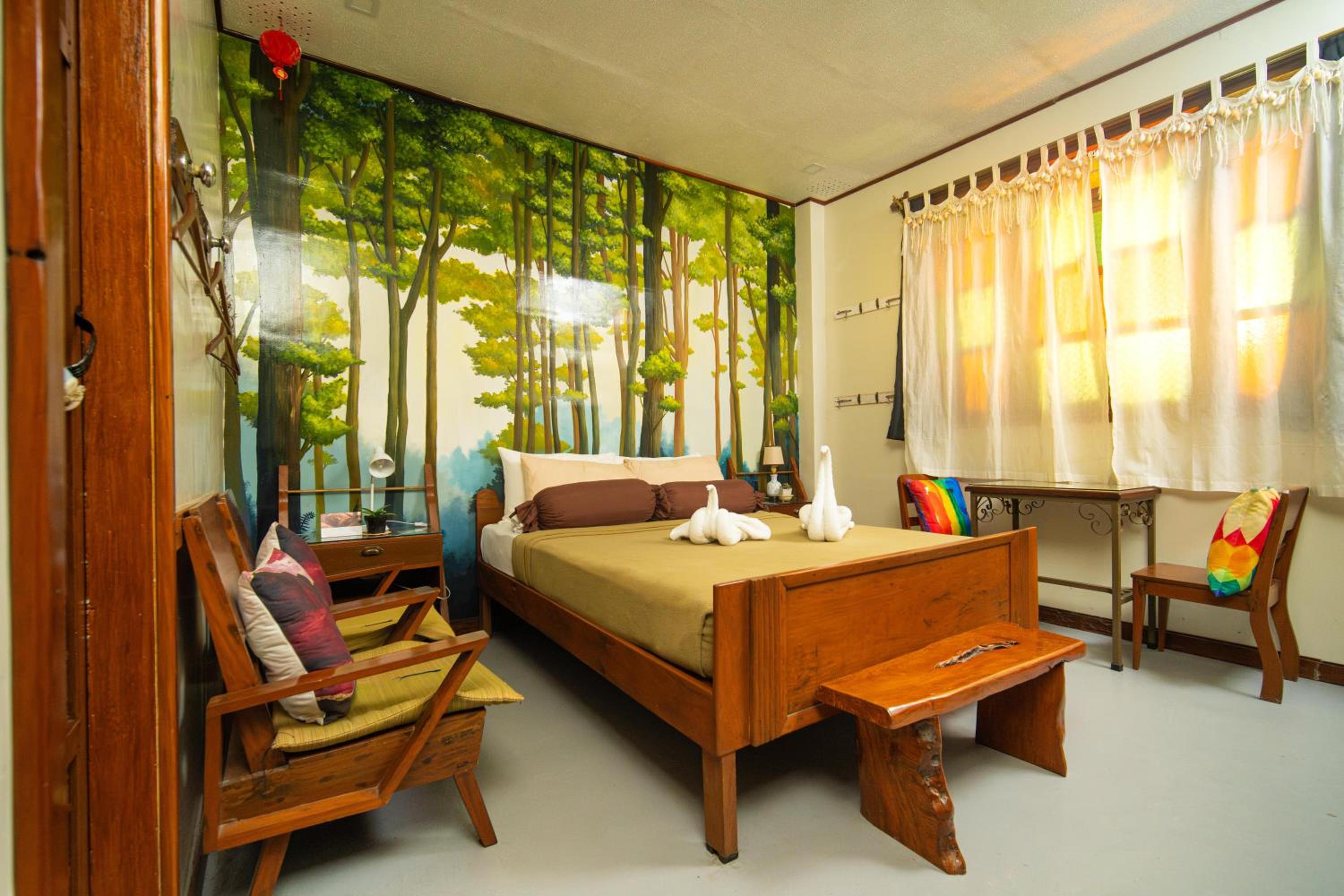 Queen Room - Photo 1