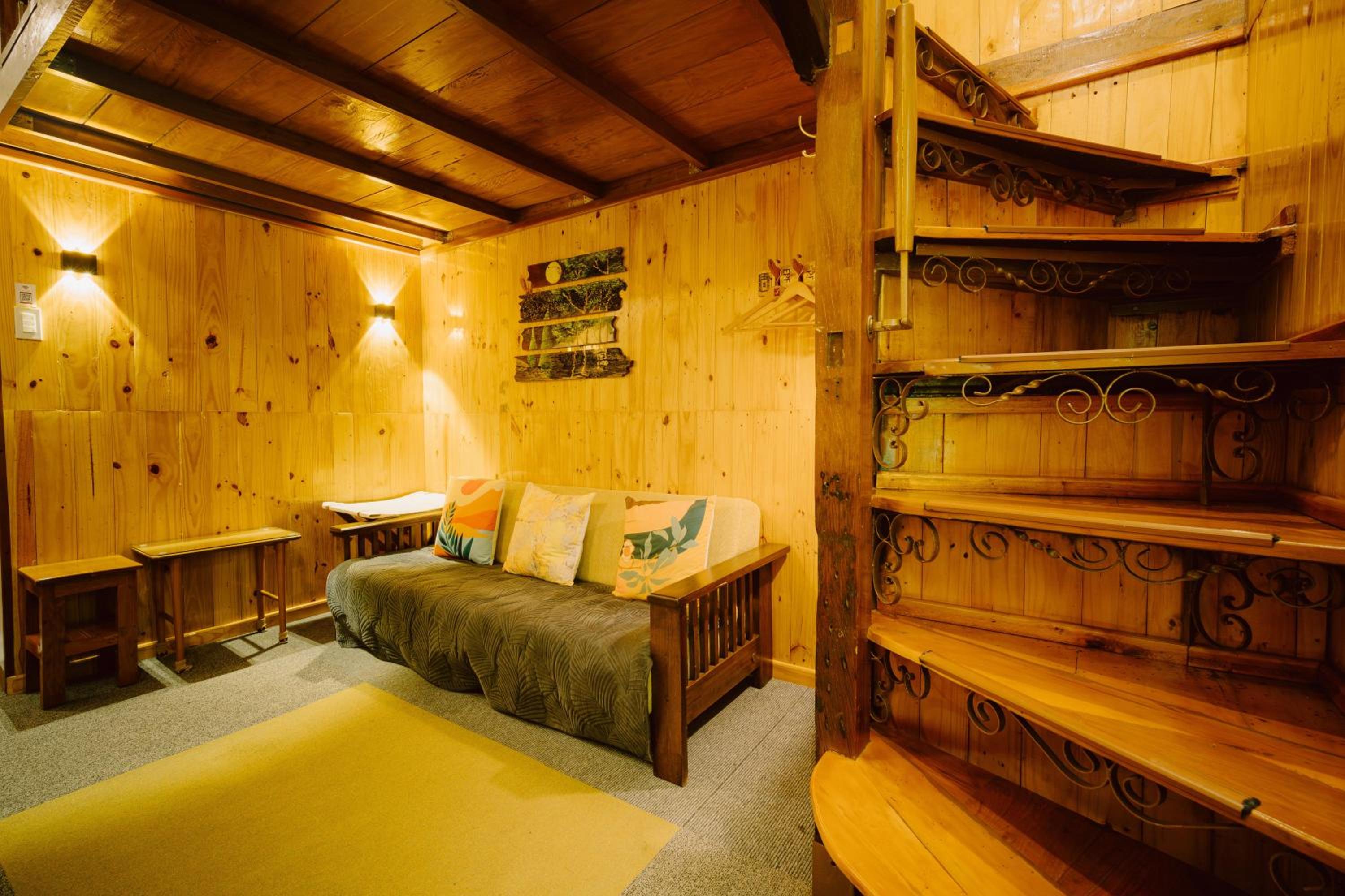 Double Room - Photo 2