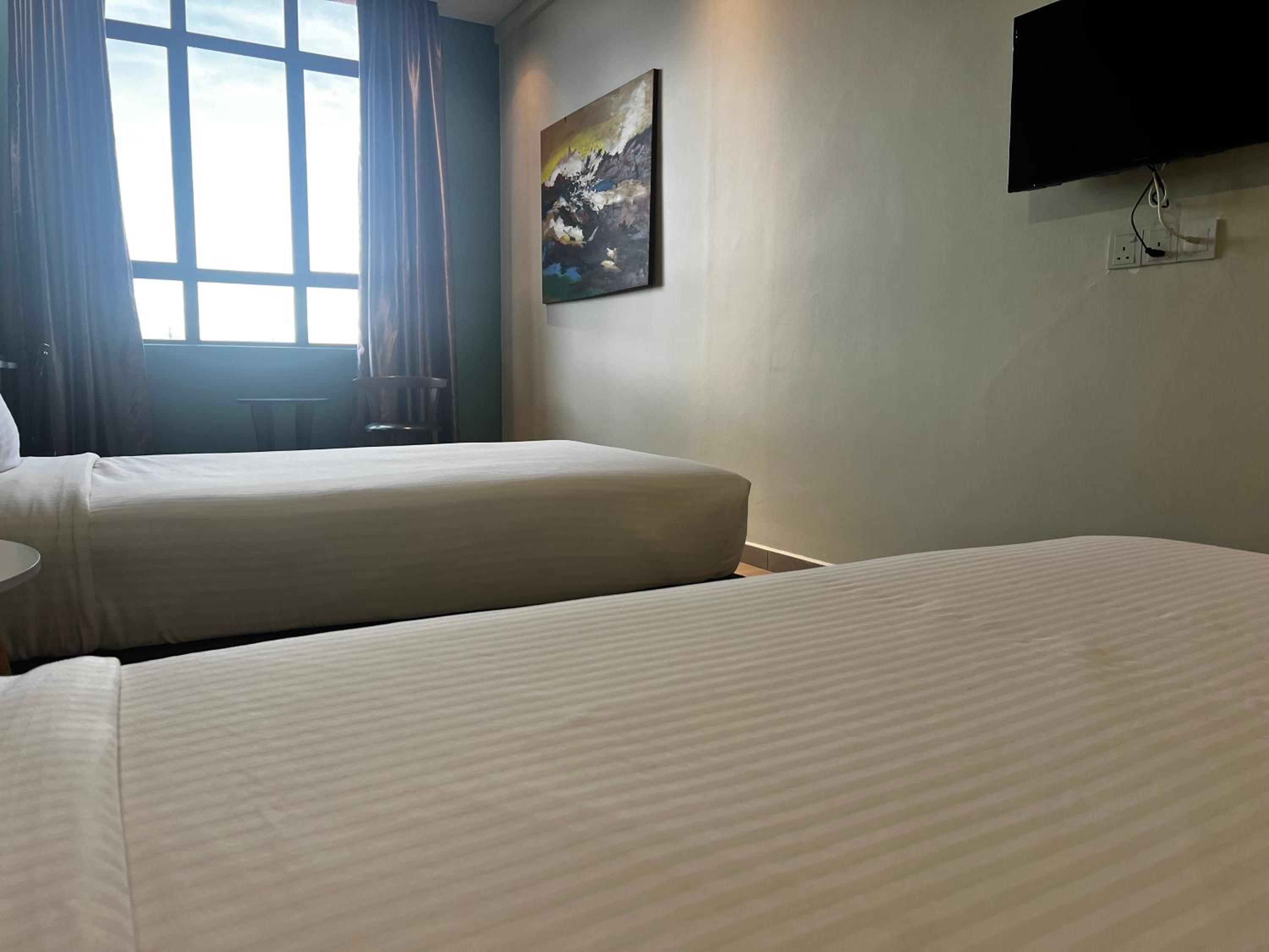 Deluxe Twin Room - Photo 5