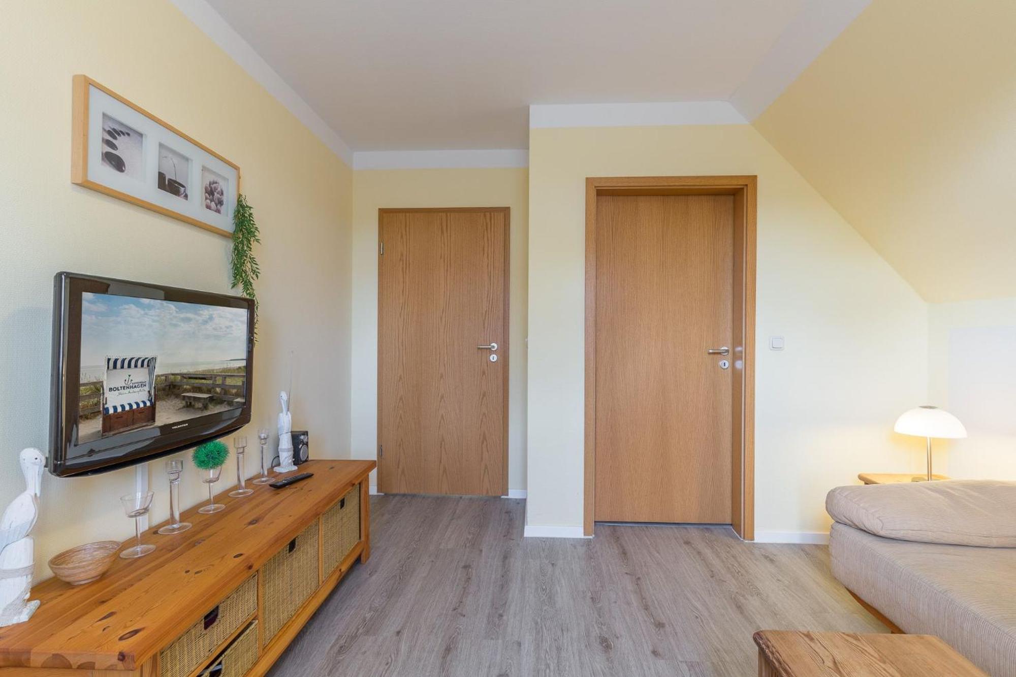 Apartment With Balcony photo 1