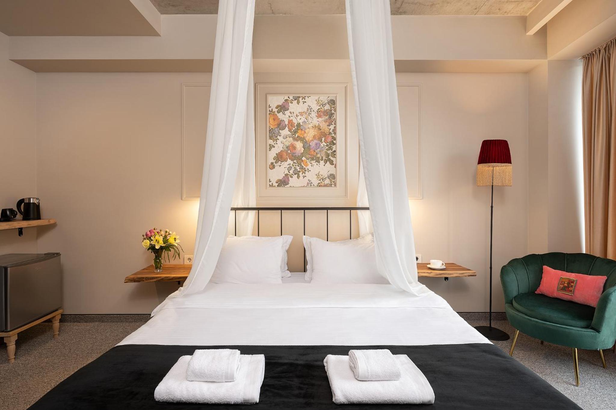 King Room with Mountain View - Photo 1