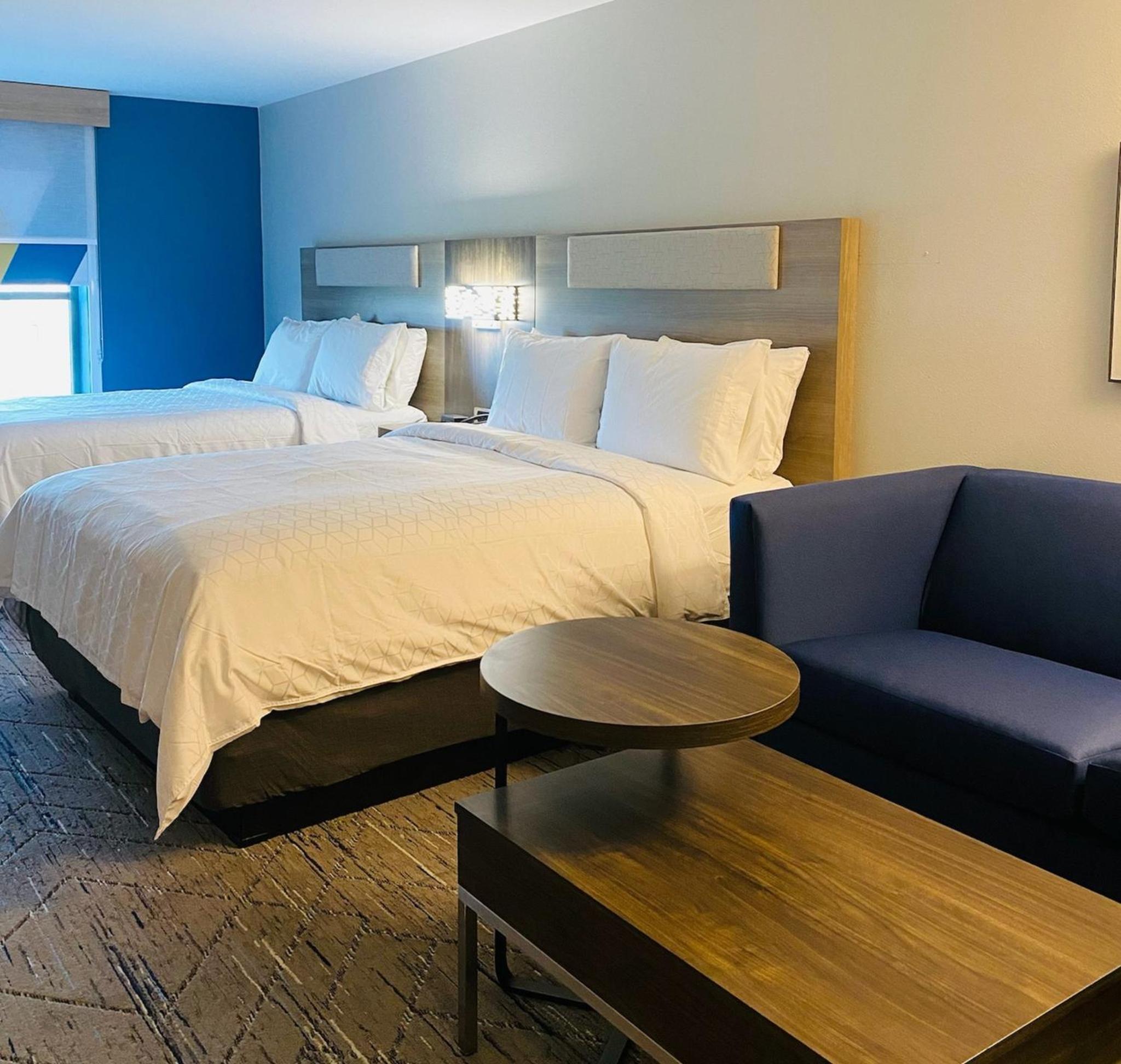 Suite with Two Beds - Non-Smoking - Photo 5