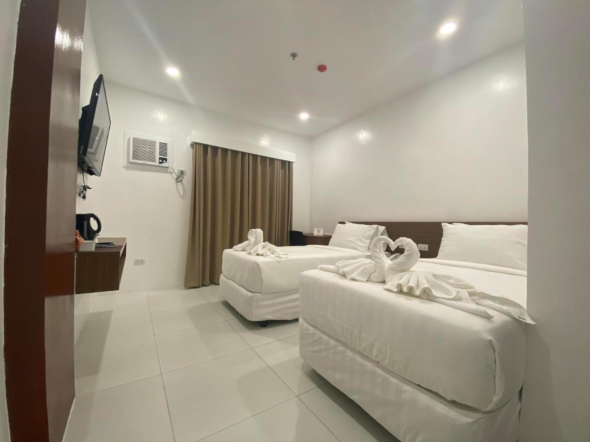 Deluxe Twin Room photo 2