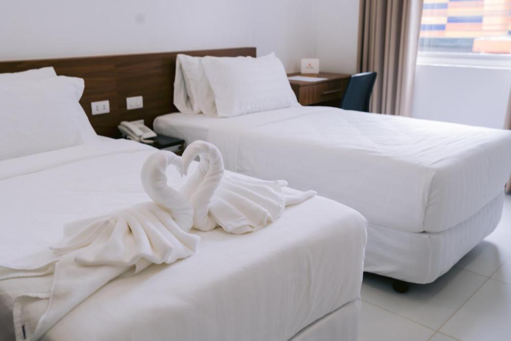 Deluxe Twin Room photo 3