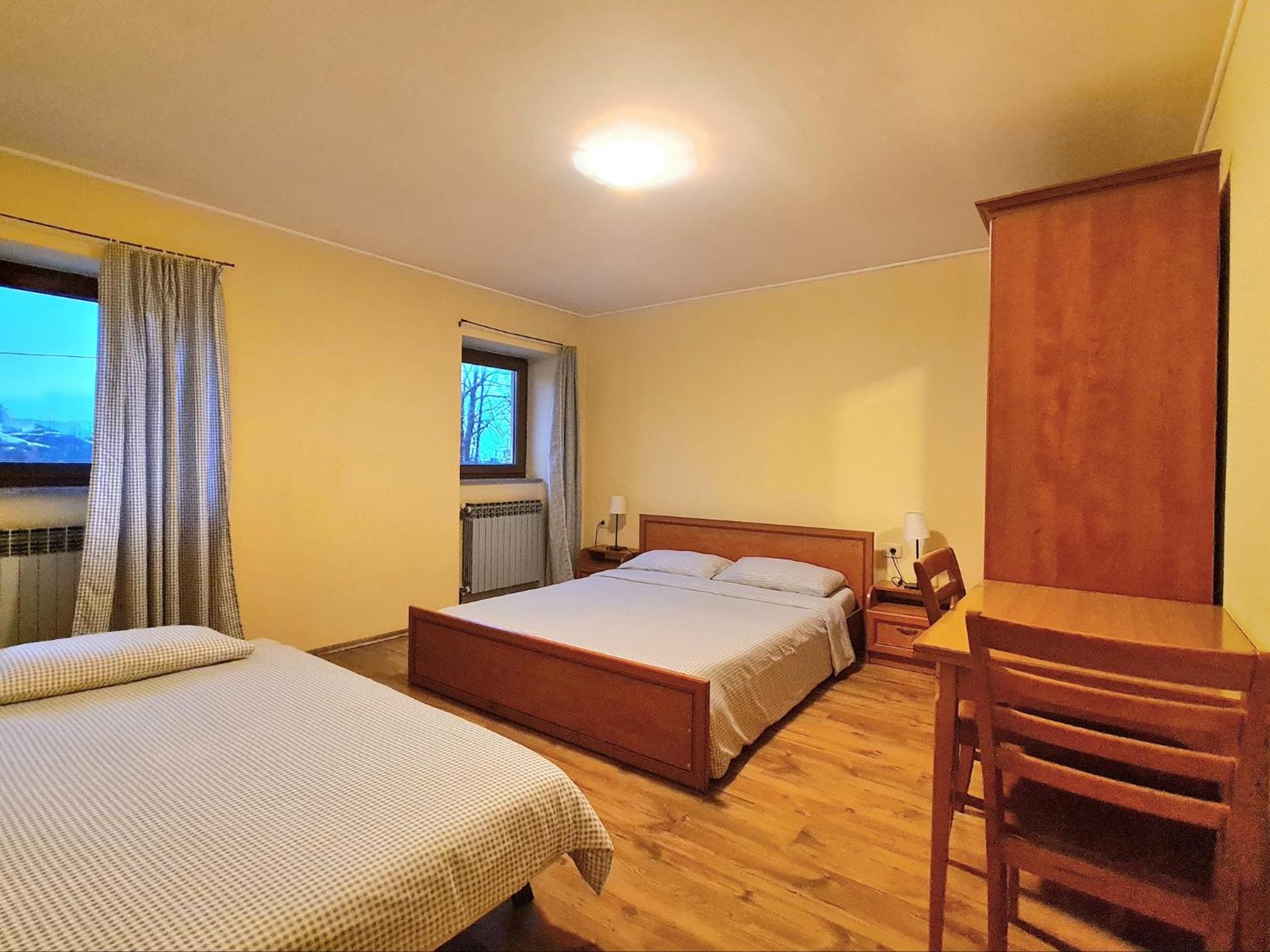 Double Room With Private Bathroom photo 3