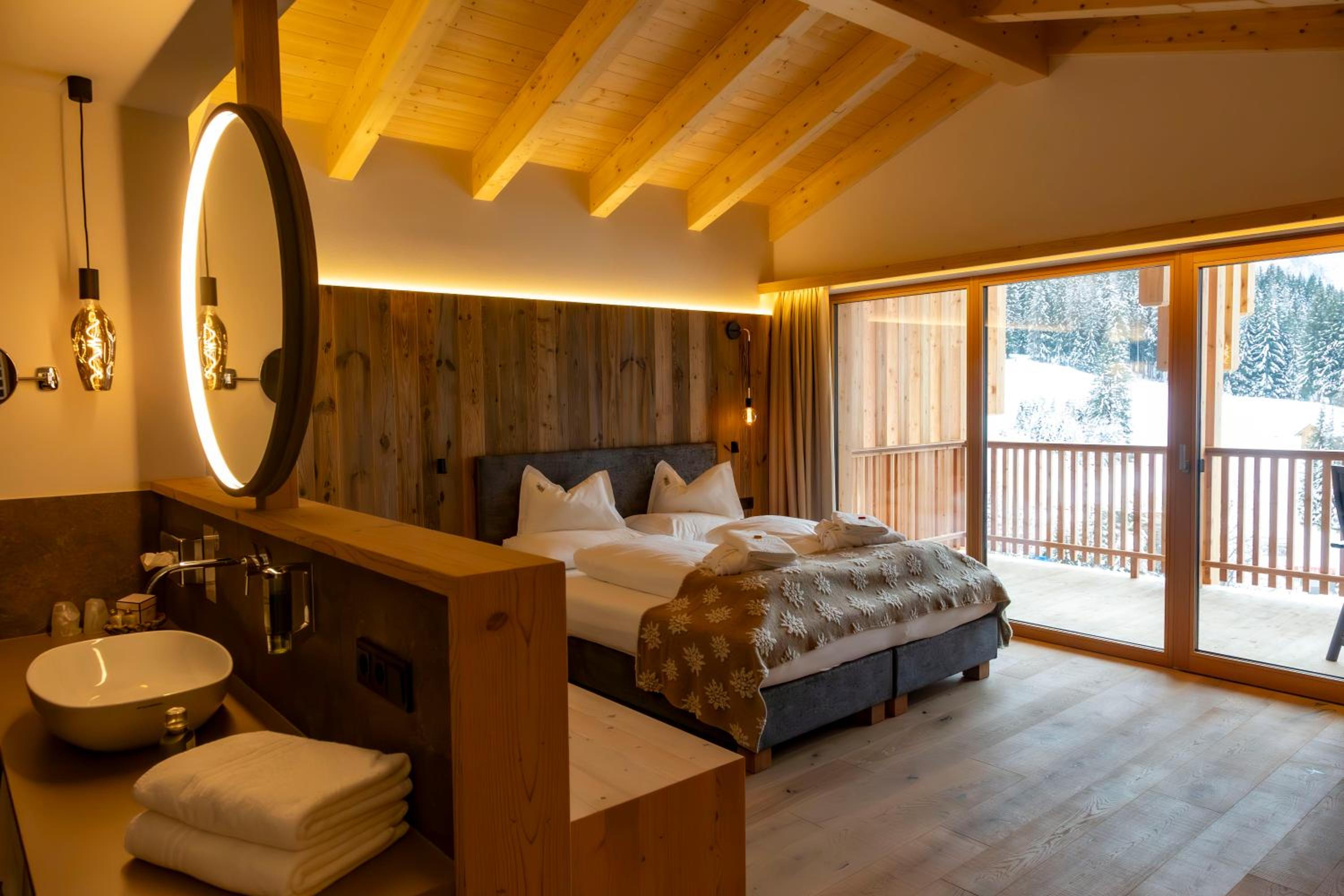 Superior Triple Room - Photo 1