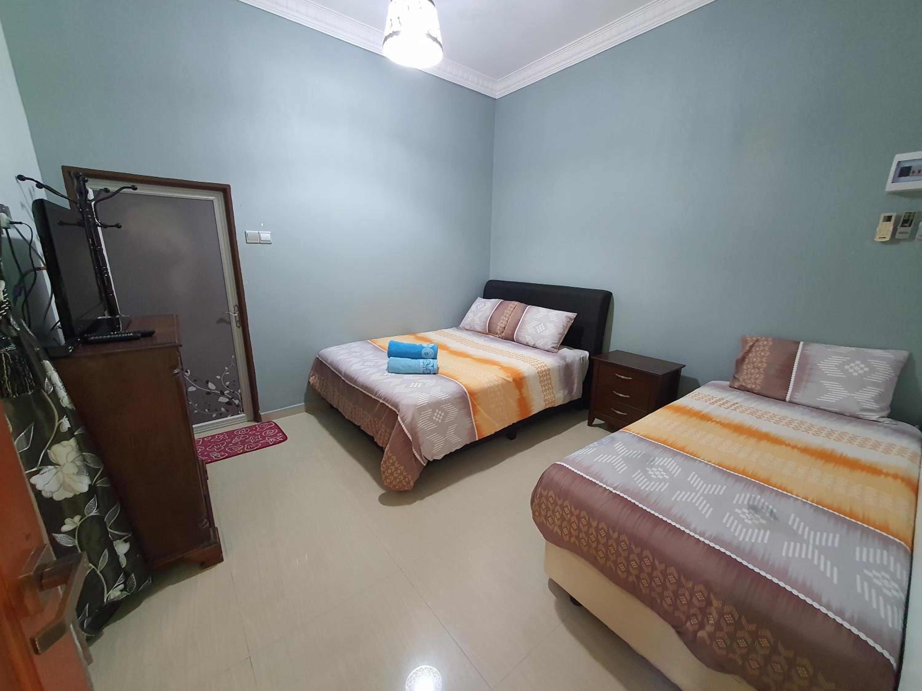 Triple Room