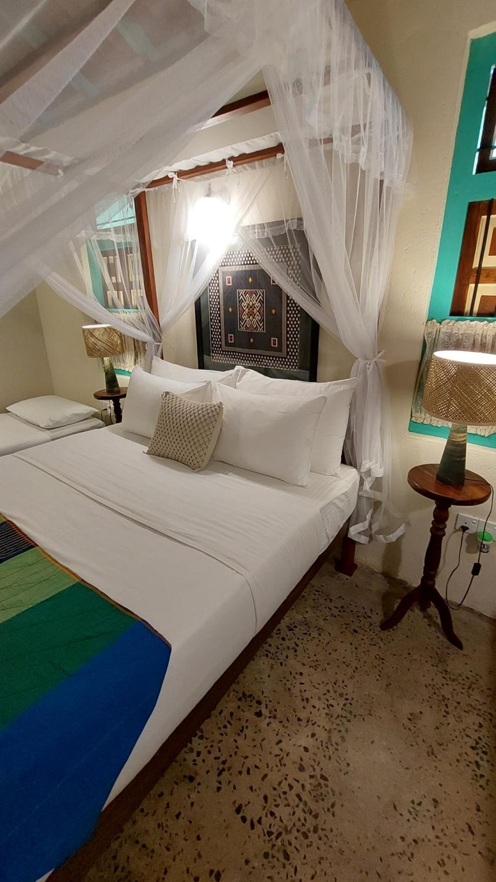 Triple Room with Private Bathroom - Photo 61