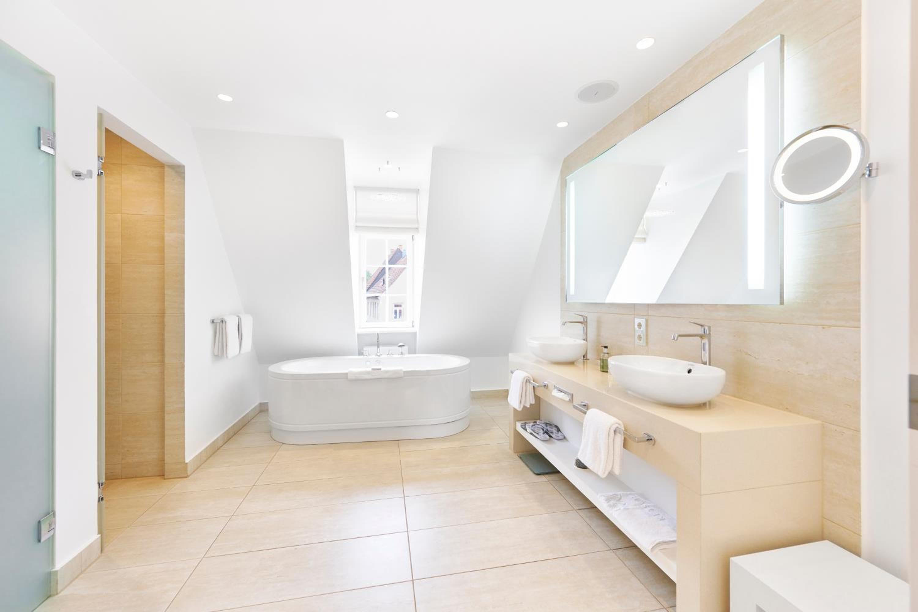 Budget Double Room photo 2