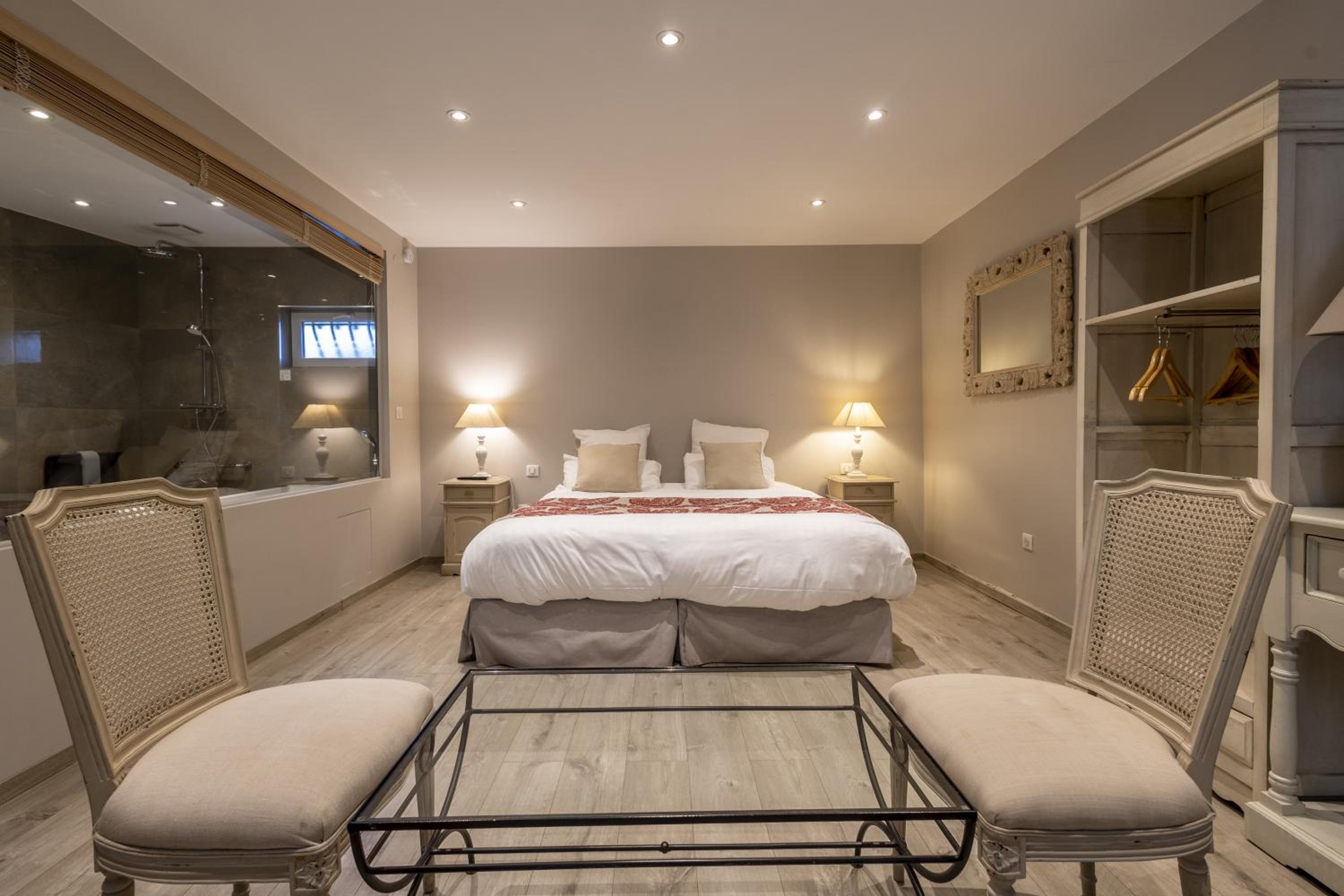 Superior Queen Room - Photo 7