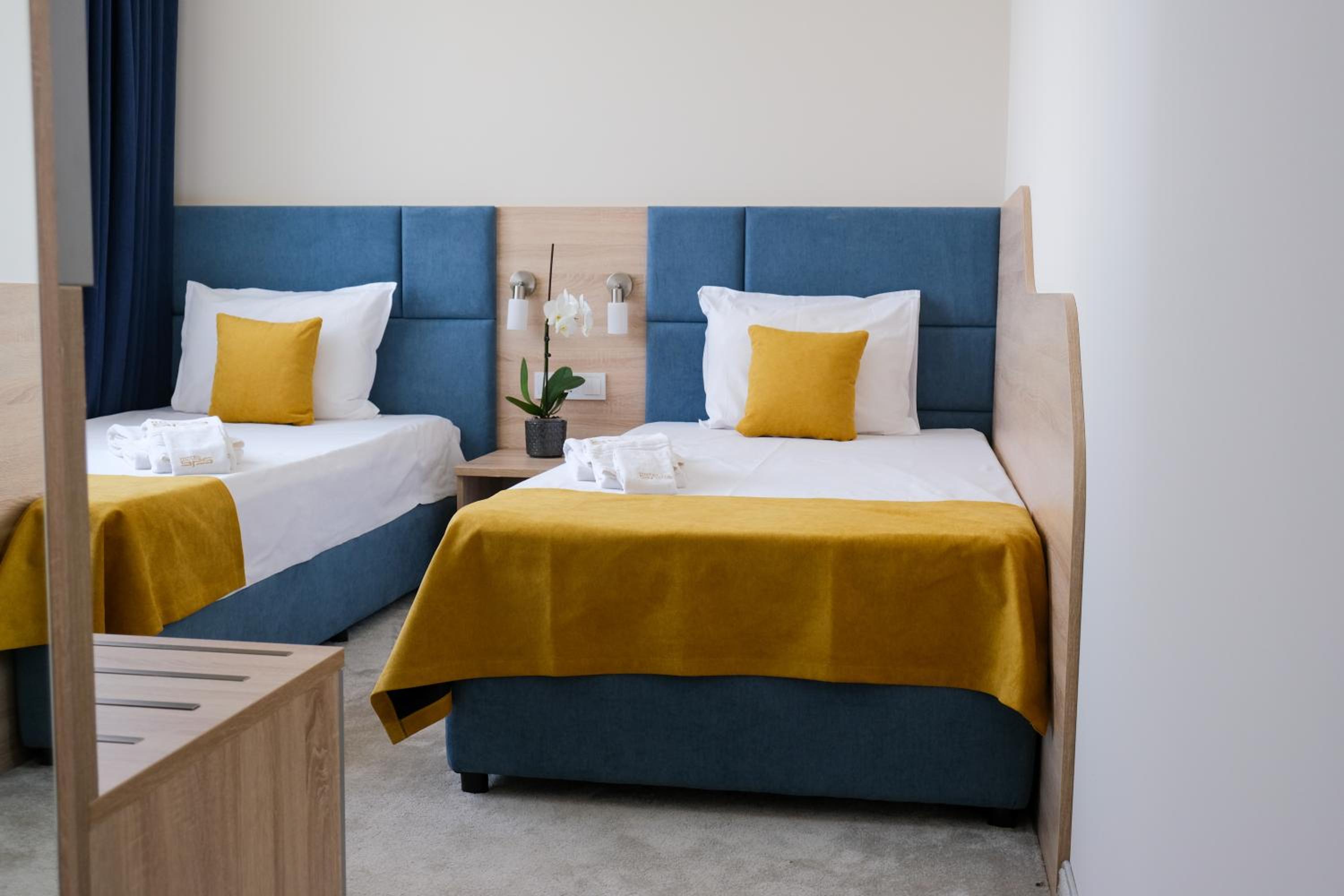 Budget Double Or Twin Room photo 2