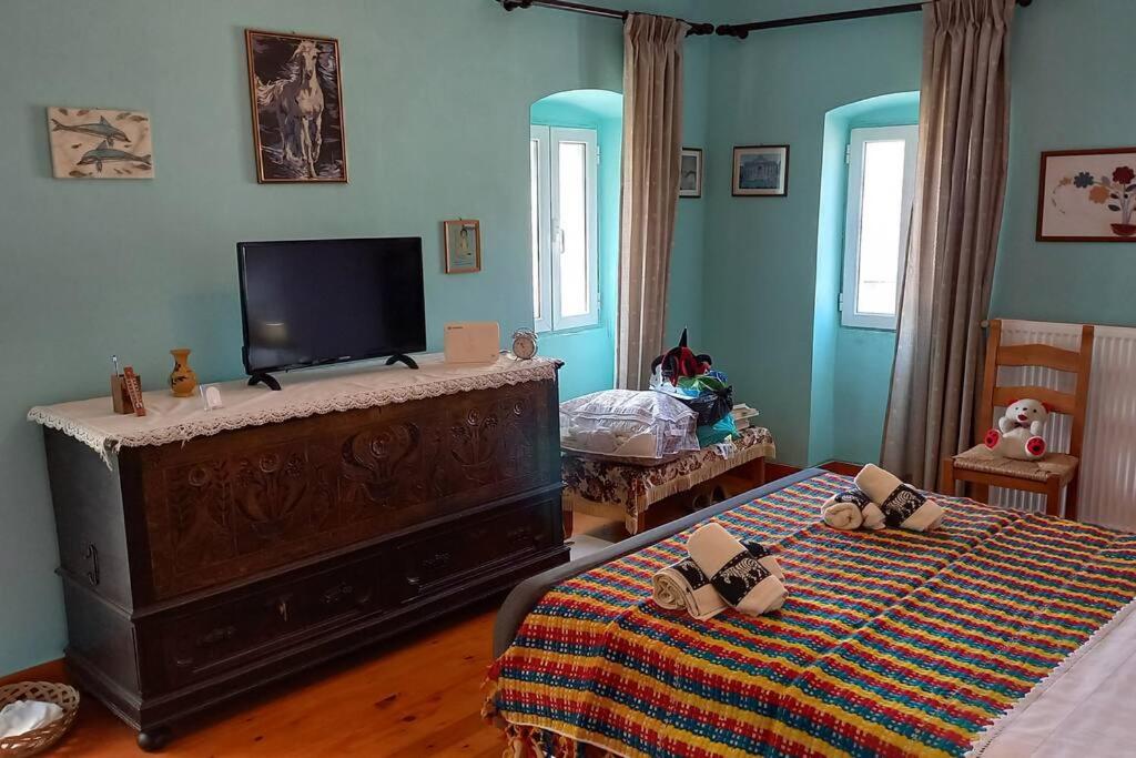 Four-Bedroom House photo 2