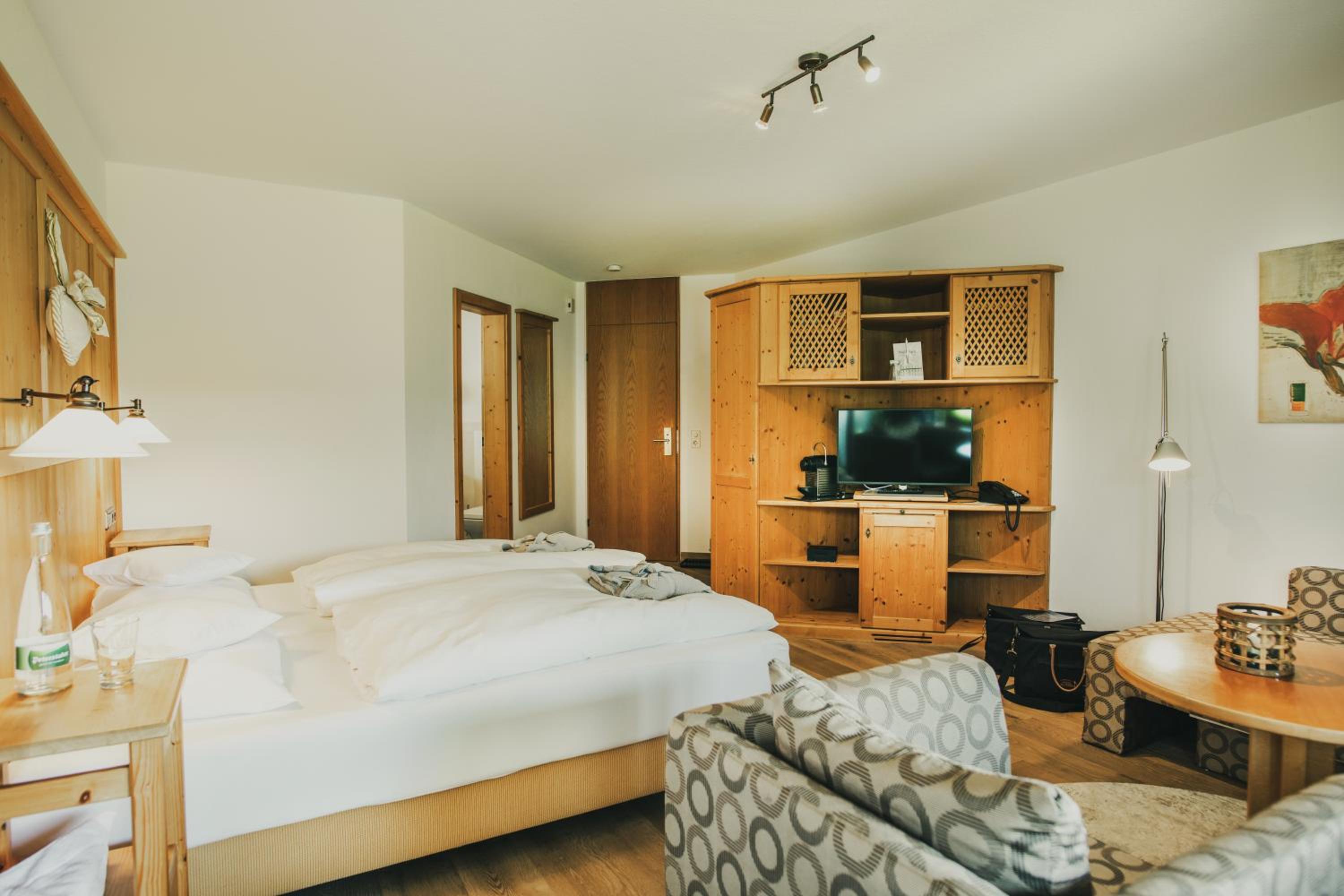Double Room - Photo 6