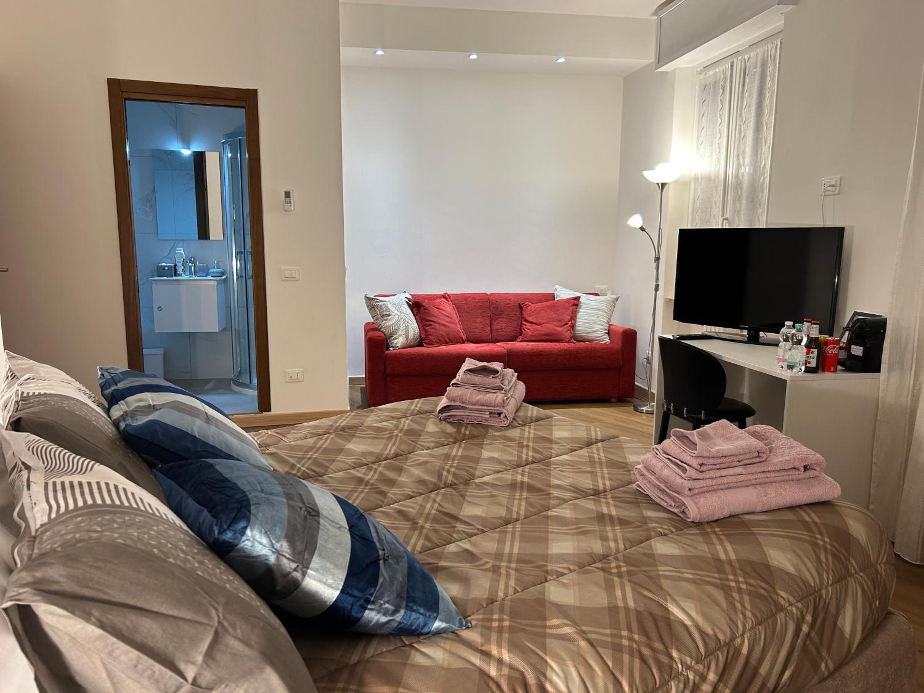 Deluxe Double or Twin Room with Balcony