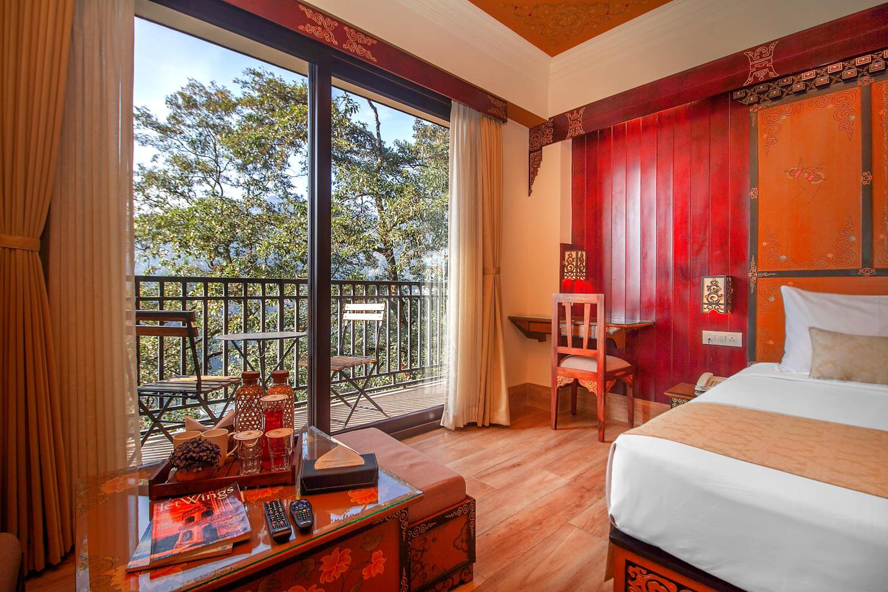 Tara Room with Balcony & Valley View - Photo 18