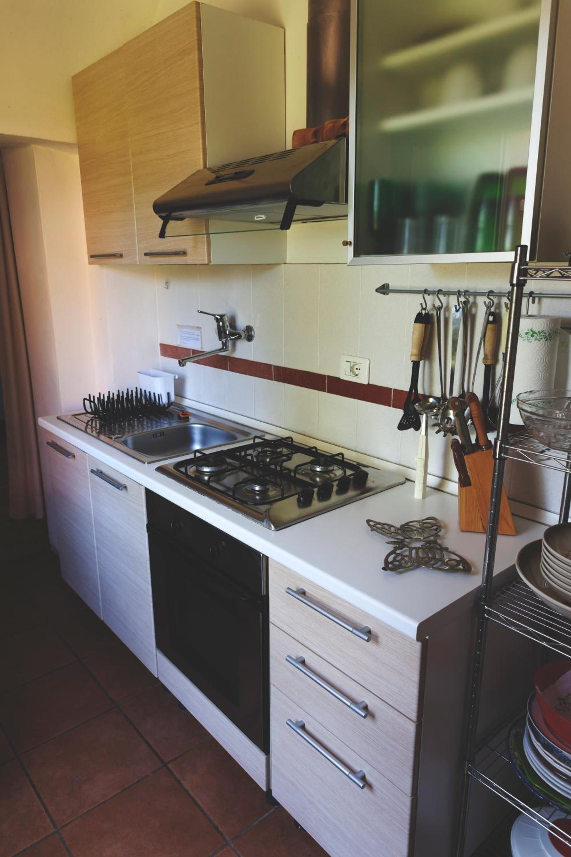 One-Bedroom Apartment - Photo 6