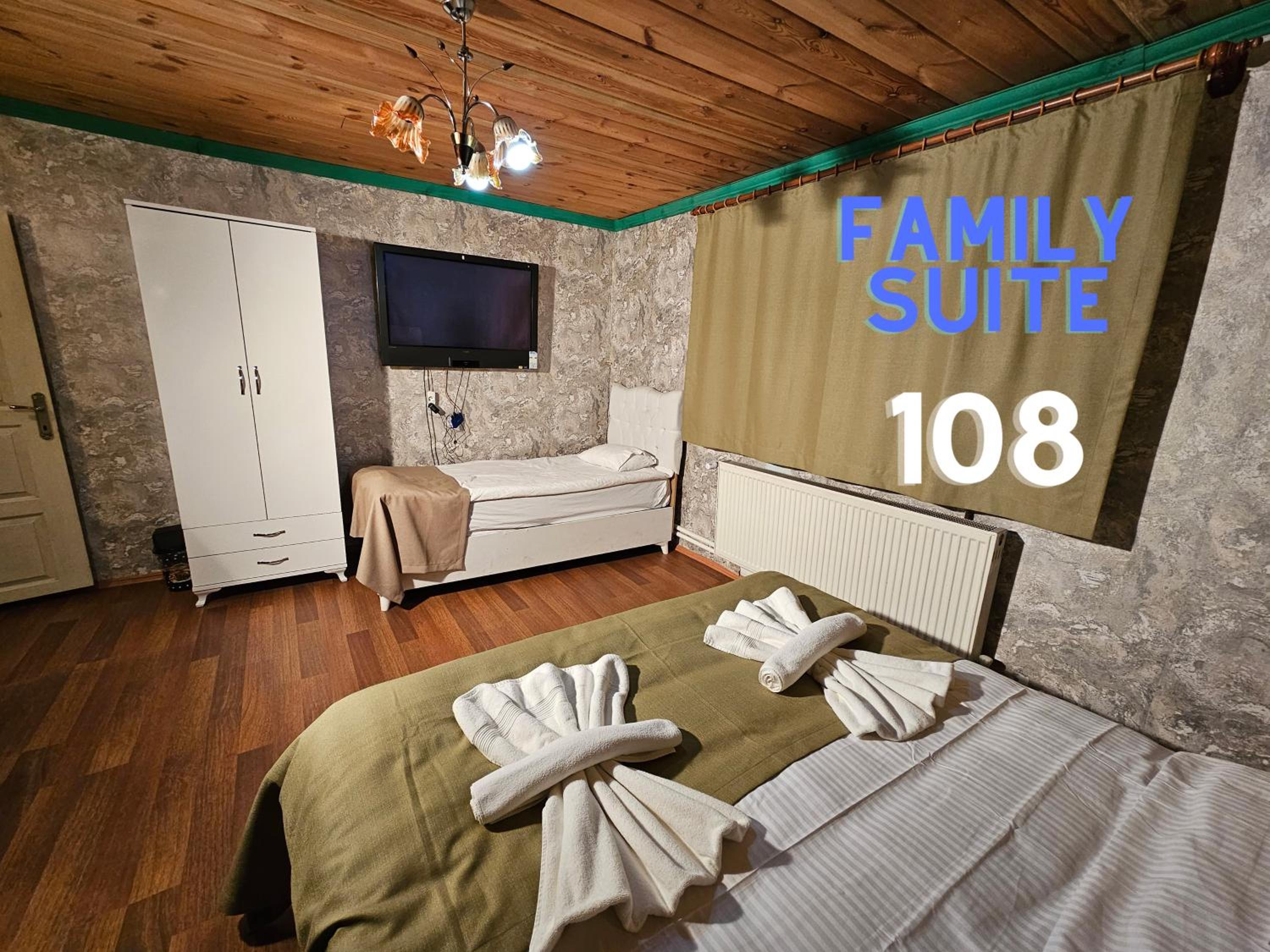 Family Suite photo 2