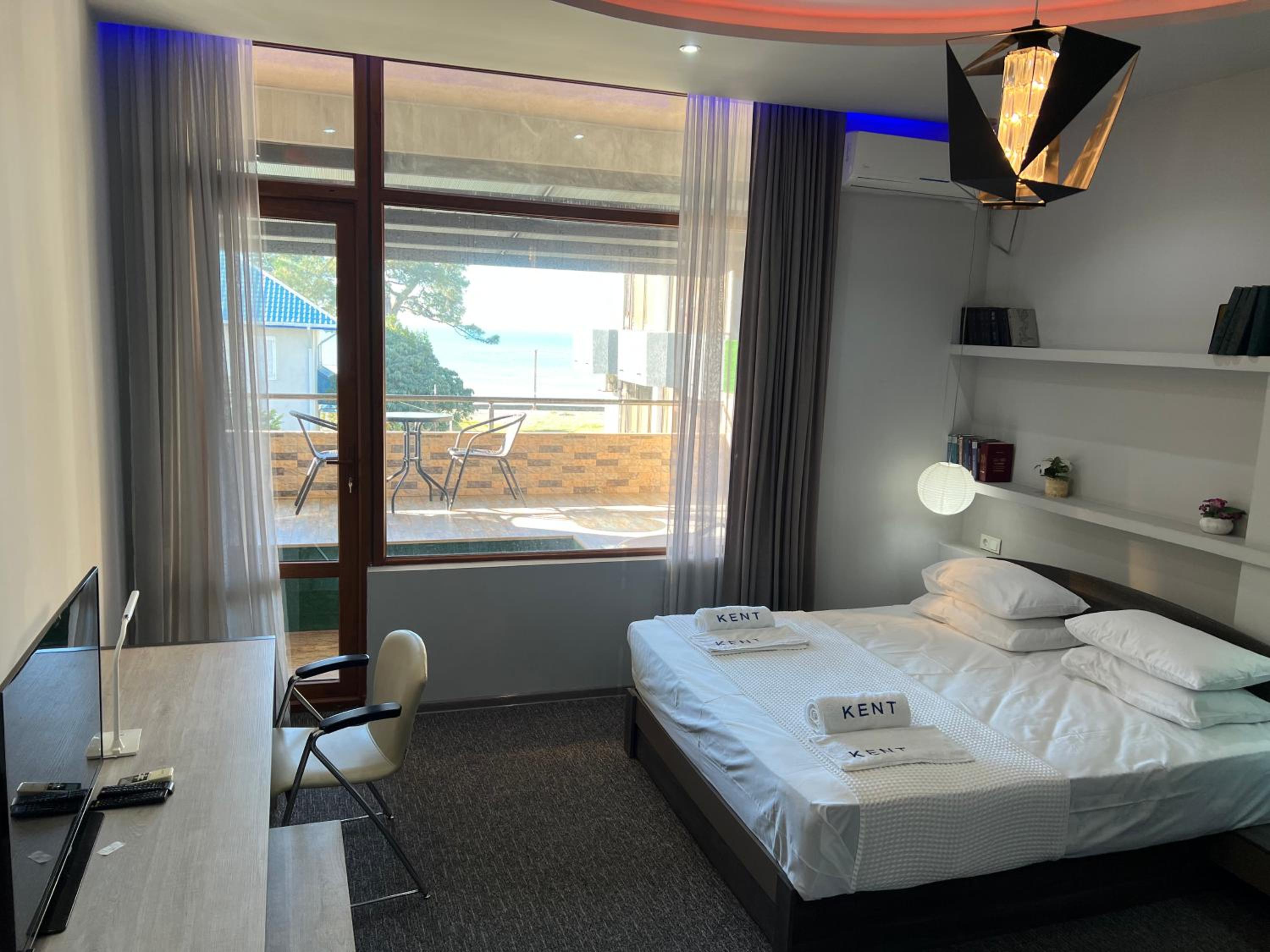 King Room with Spa Bath
