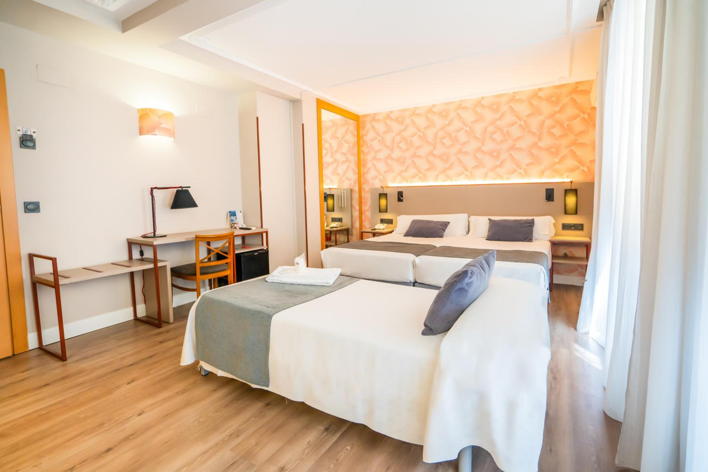 Triple Room - Photo 4